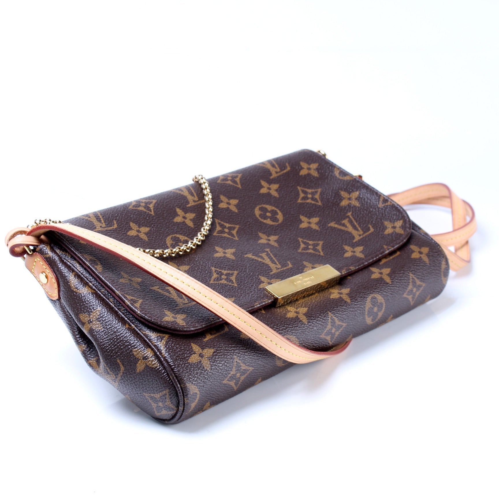 Louis Vuitton Favorite MM Monogram Handbag Monogram 61