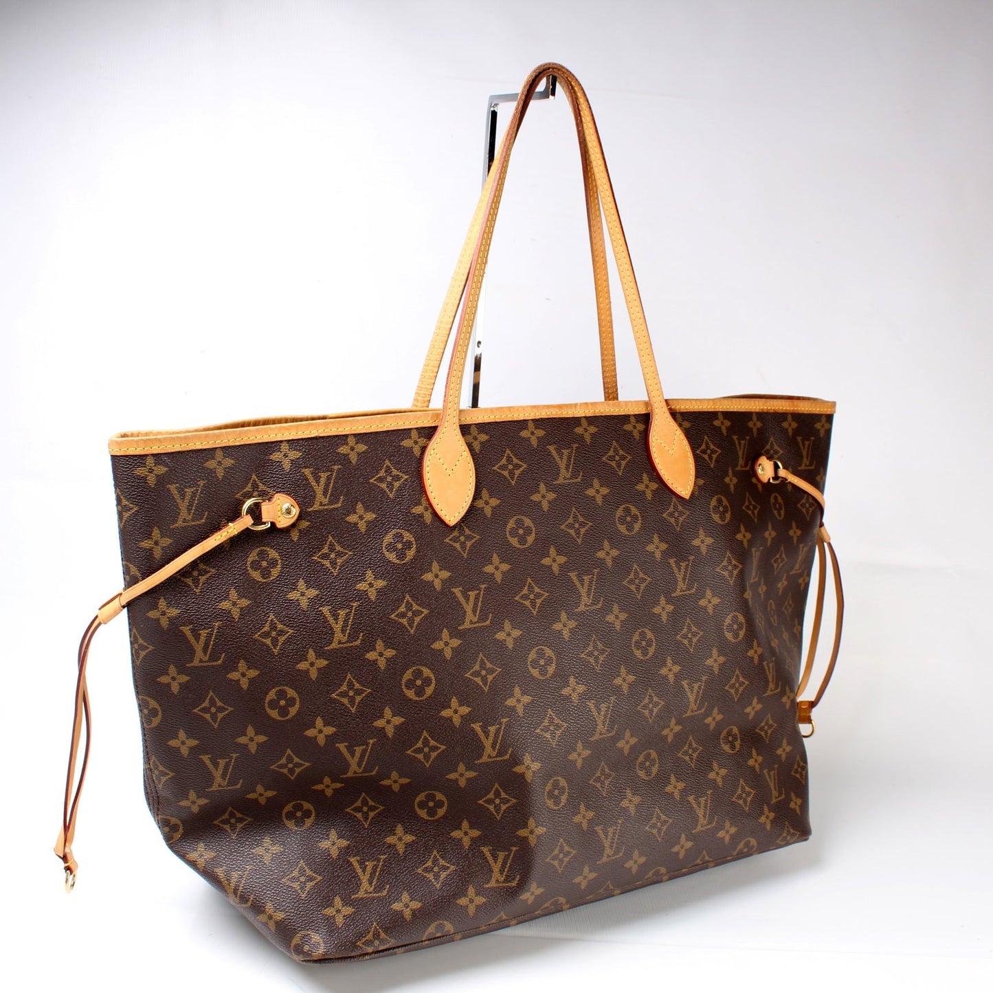 Louis Vuitton Neverfull GM Monogram Tote Bag Monogram 18