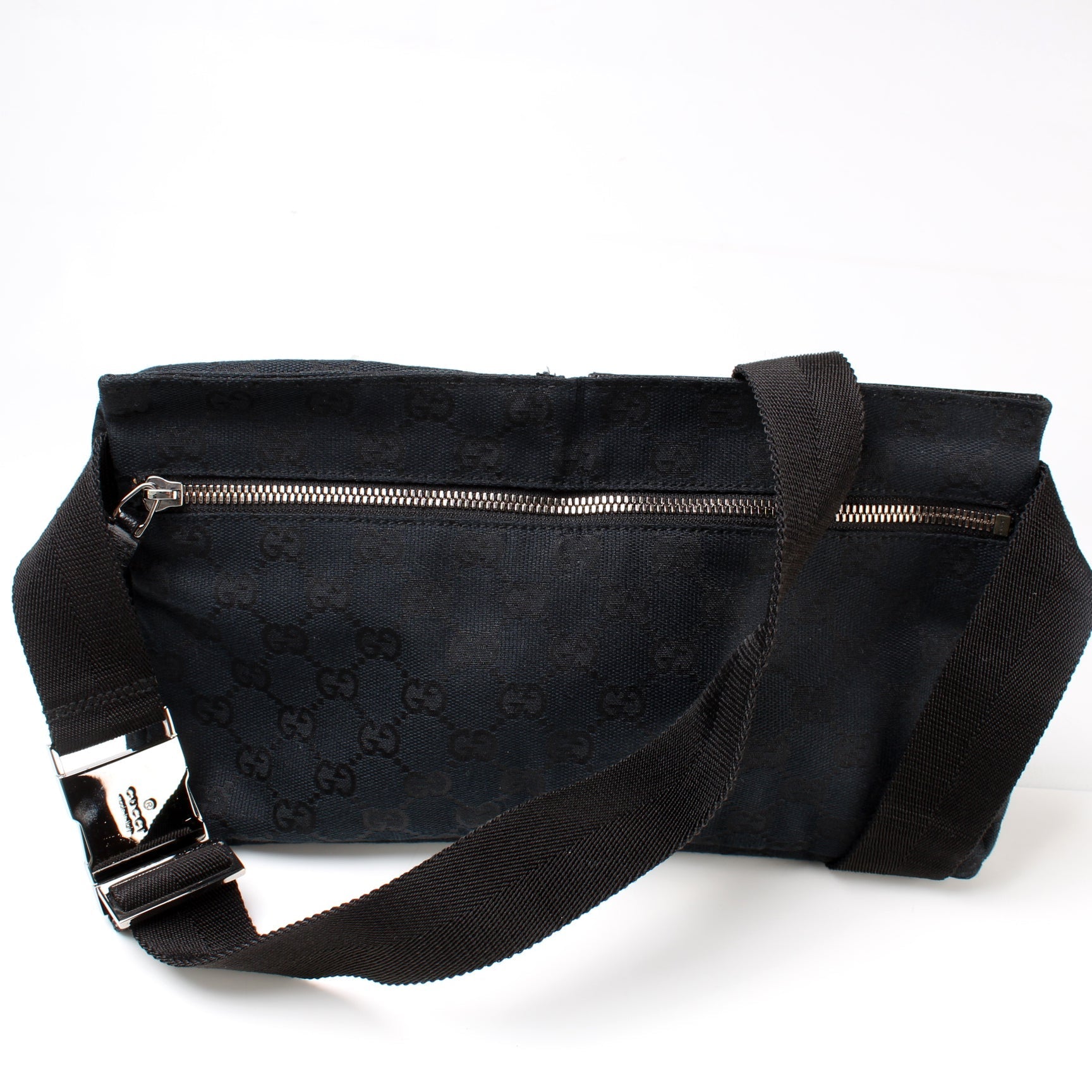 Gucci GG Waist Canvas Travel Bag Bag 15