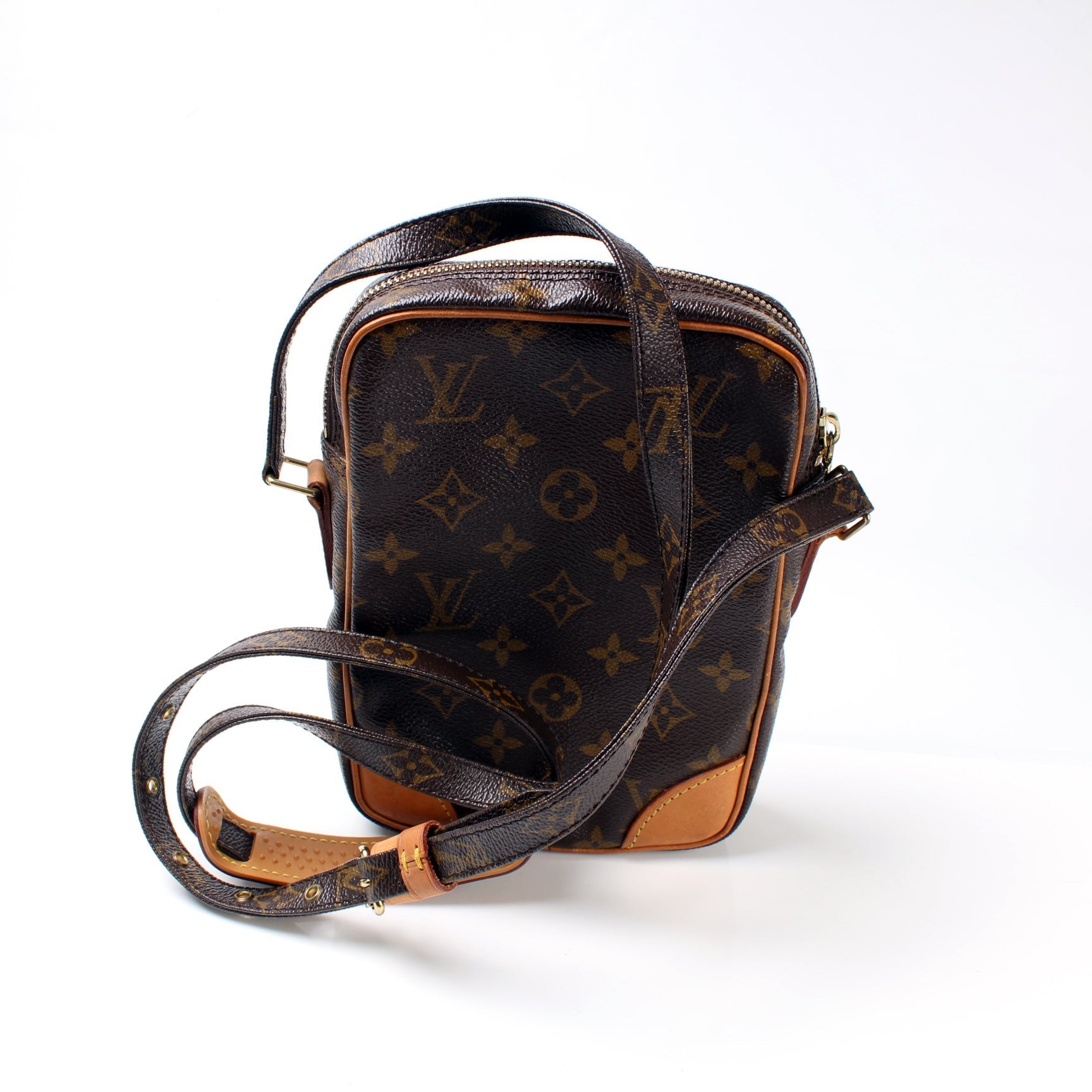 Louis Vuitton Danube Monogram Handbag Monogram 14