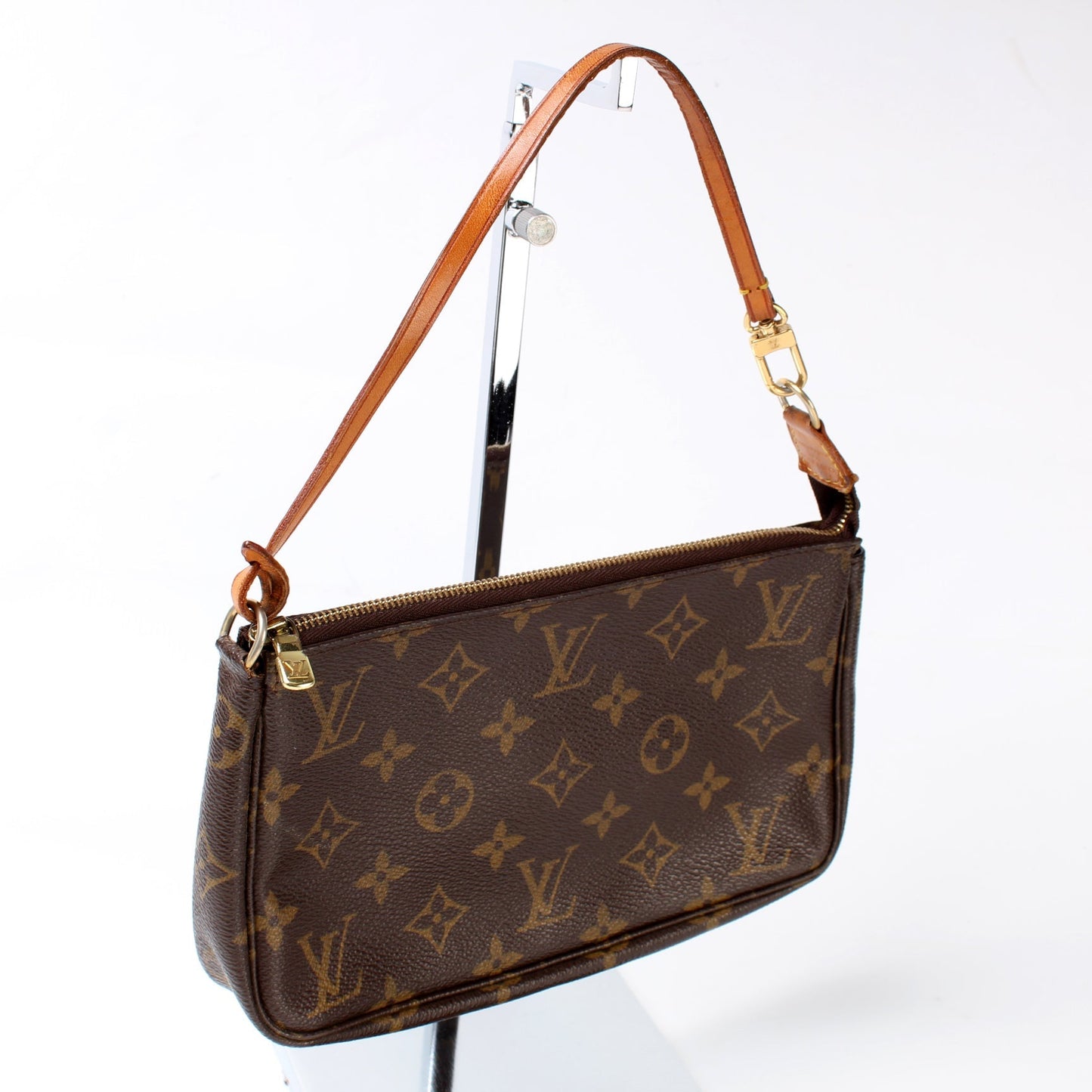 Louis Vuitton Pochette Accessories Monogram Clutch Bag