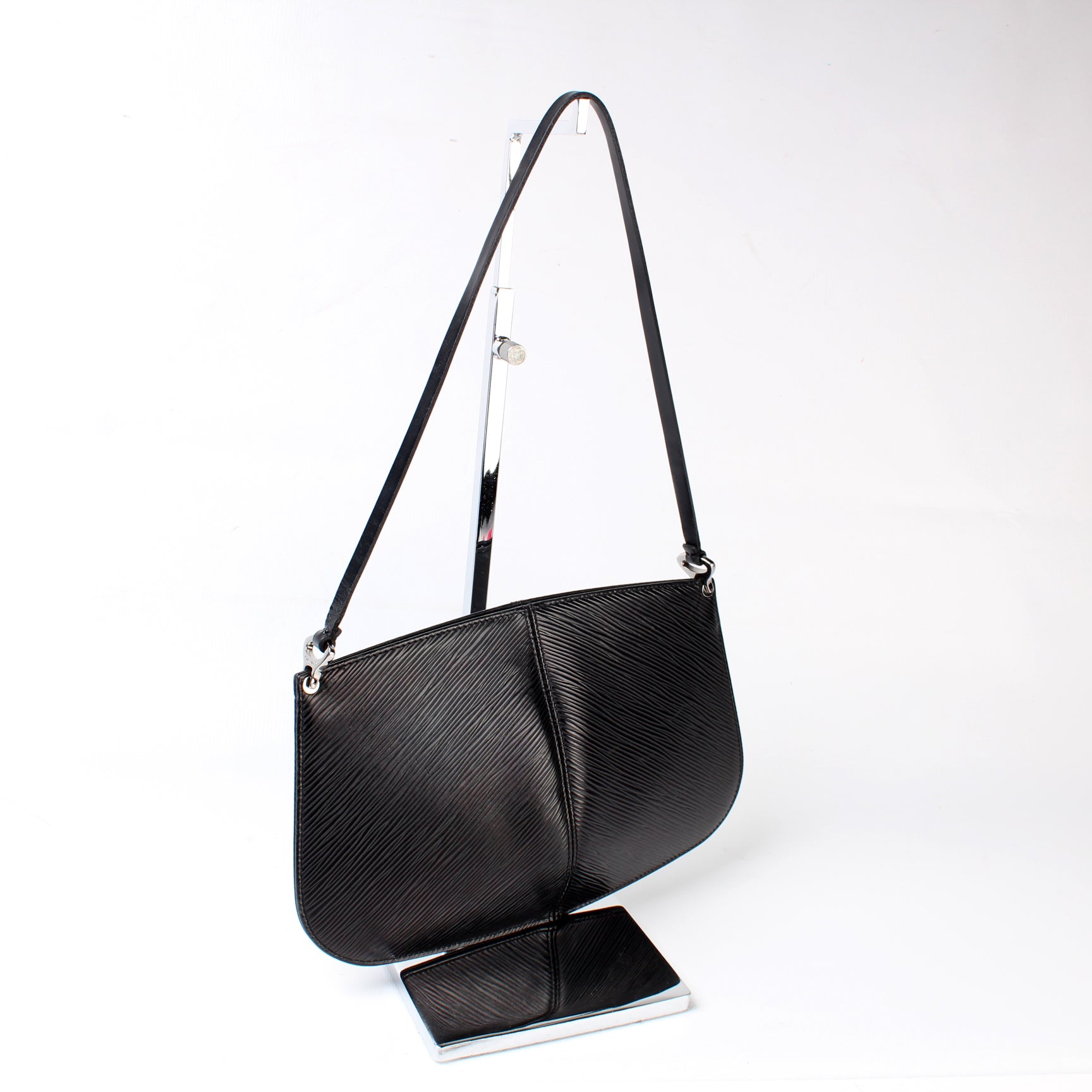 Louis Vuitton Demi Lune Pochette Epi Clutch Bag Epi 1
