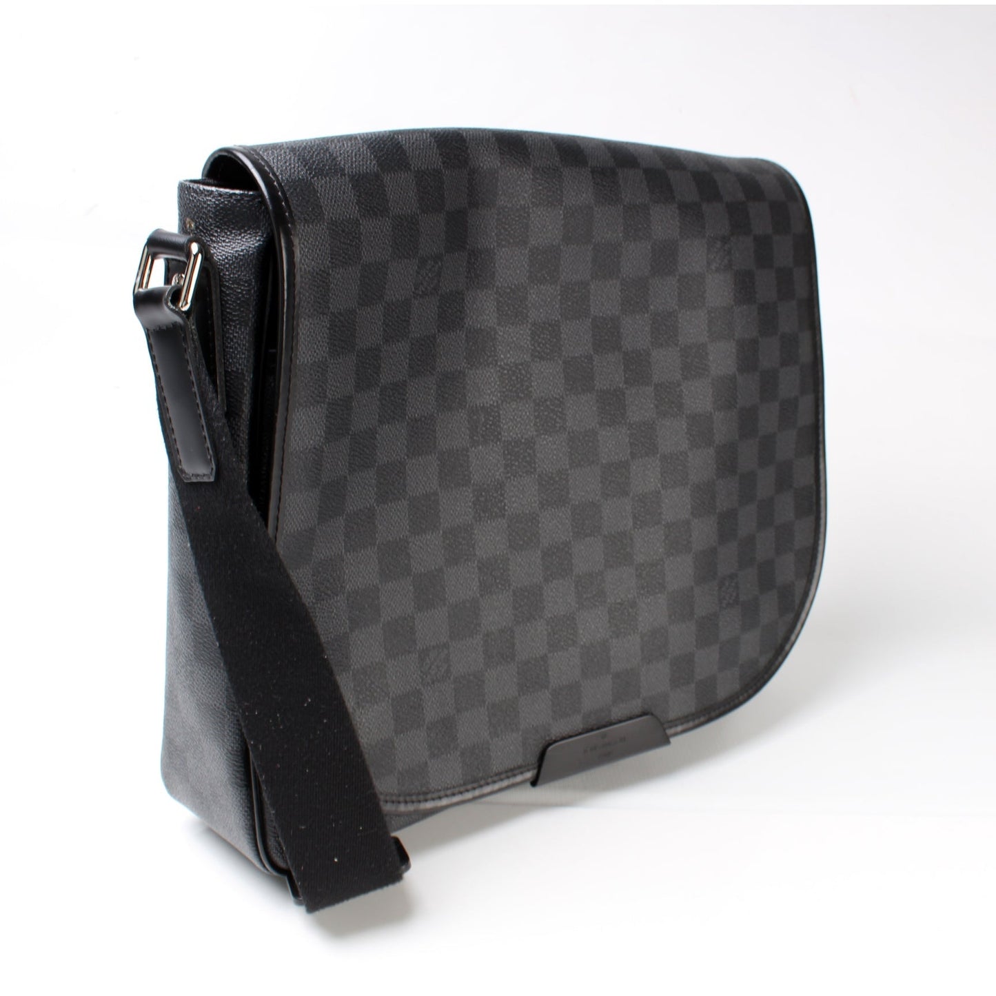Louis Vuitton Daniel MM Graphite Damier Handbag