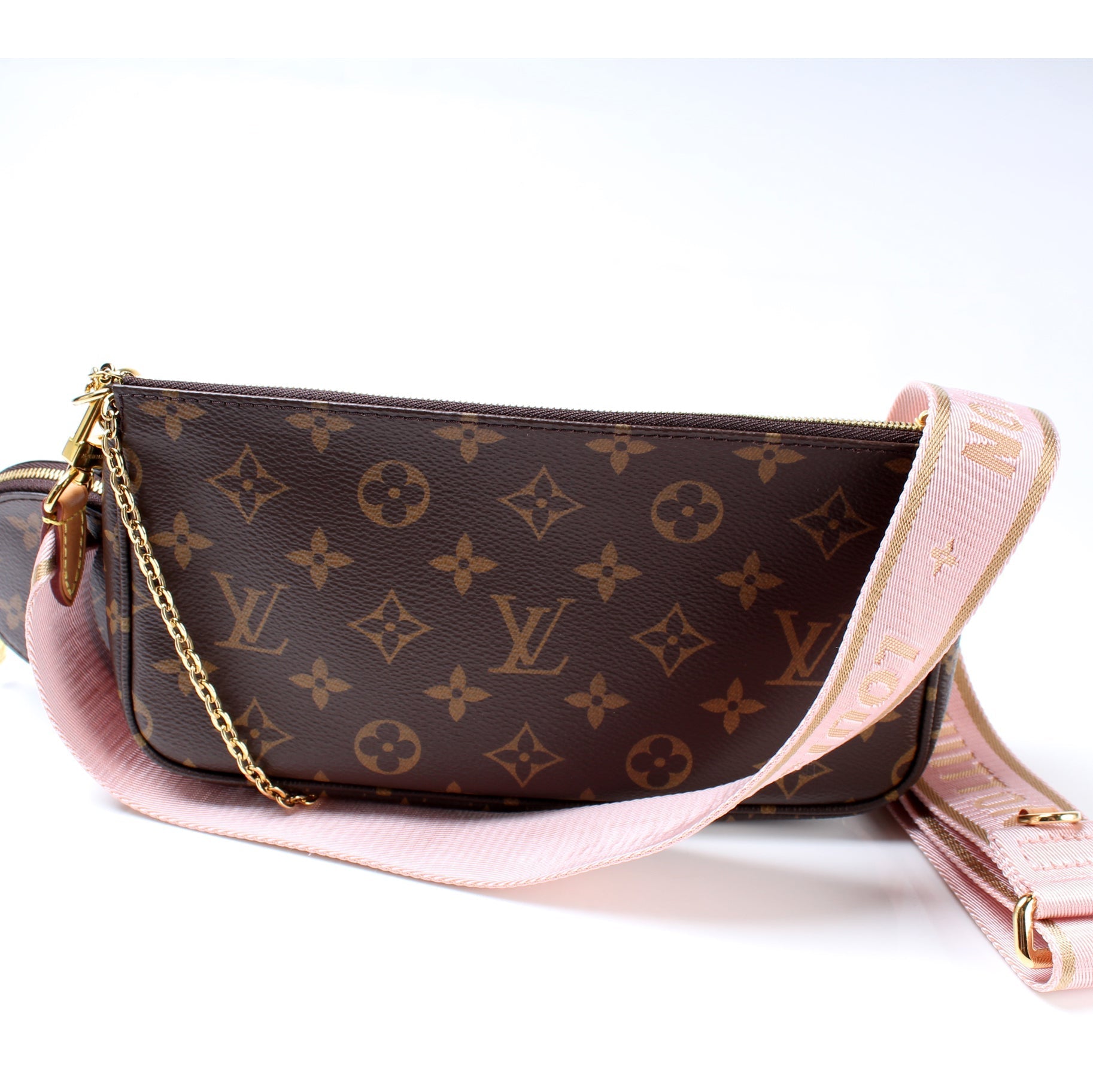 Louis Vuitton Muli Pochette Monogram Clutch Bag Monogram 2