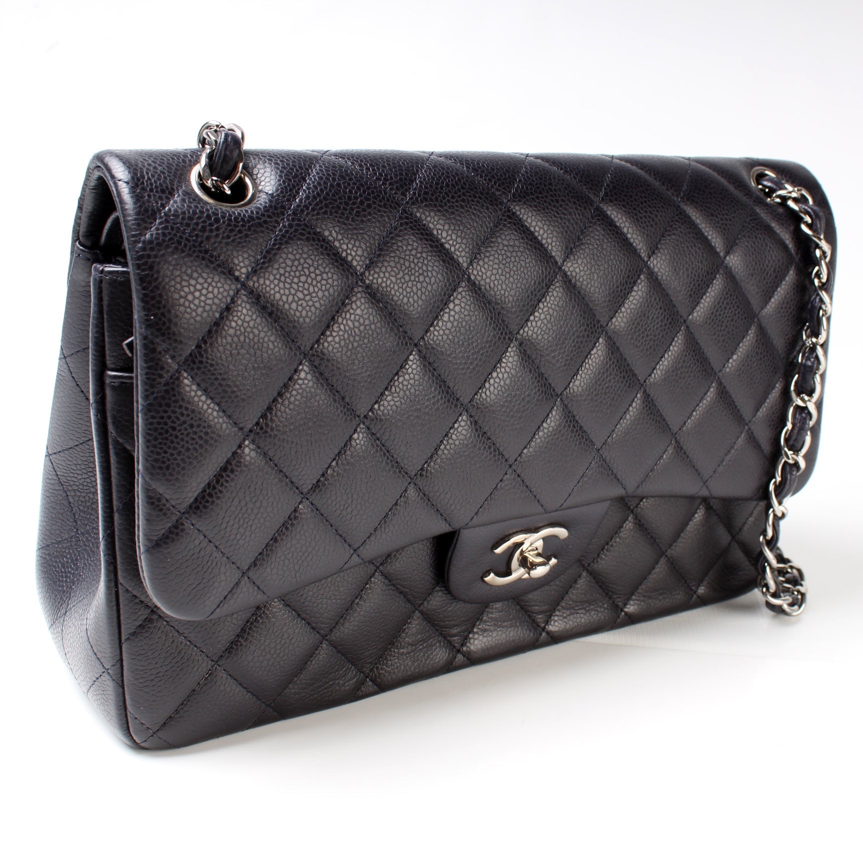 Chanel Classic Flap Jumbo Caviar 17-20M -ON Handbag