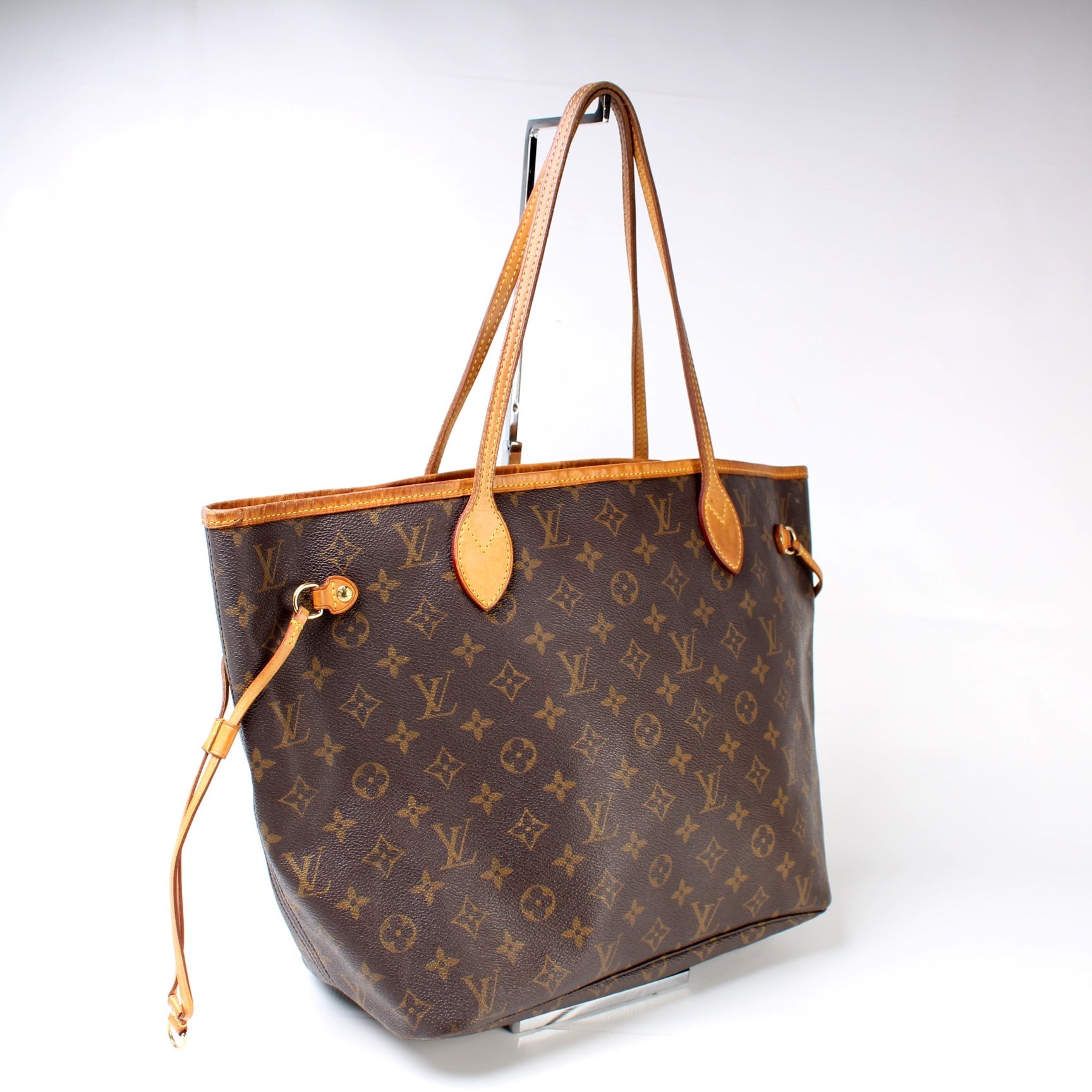 Louis Vuitton Neverfull MM Monogram Tote Bag Monogram 241