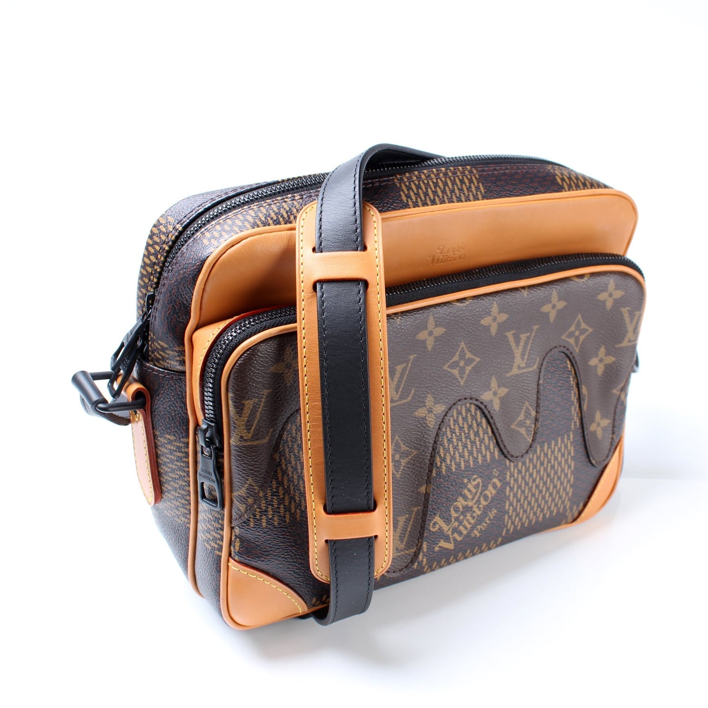 Louis Vuitton X Nigo Nil Mess Giant Ebene Damier Handbag