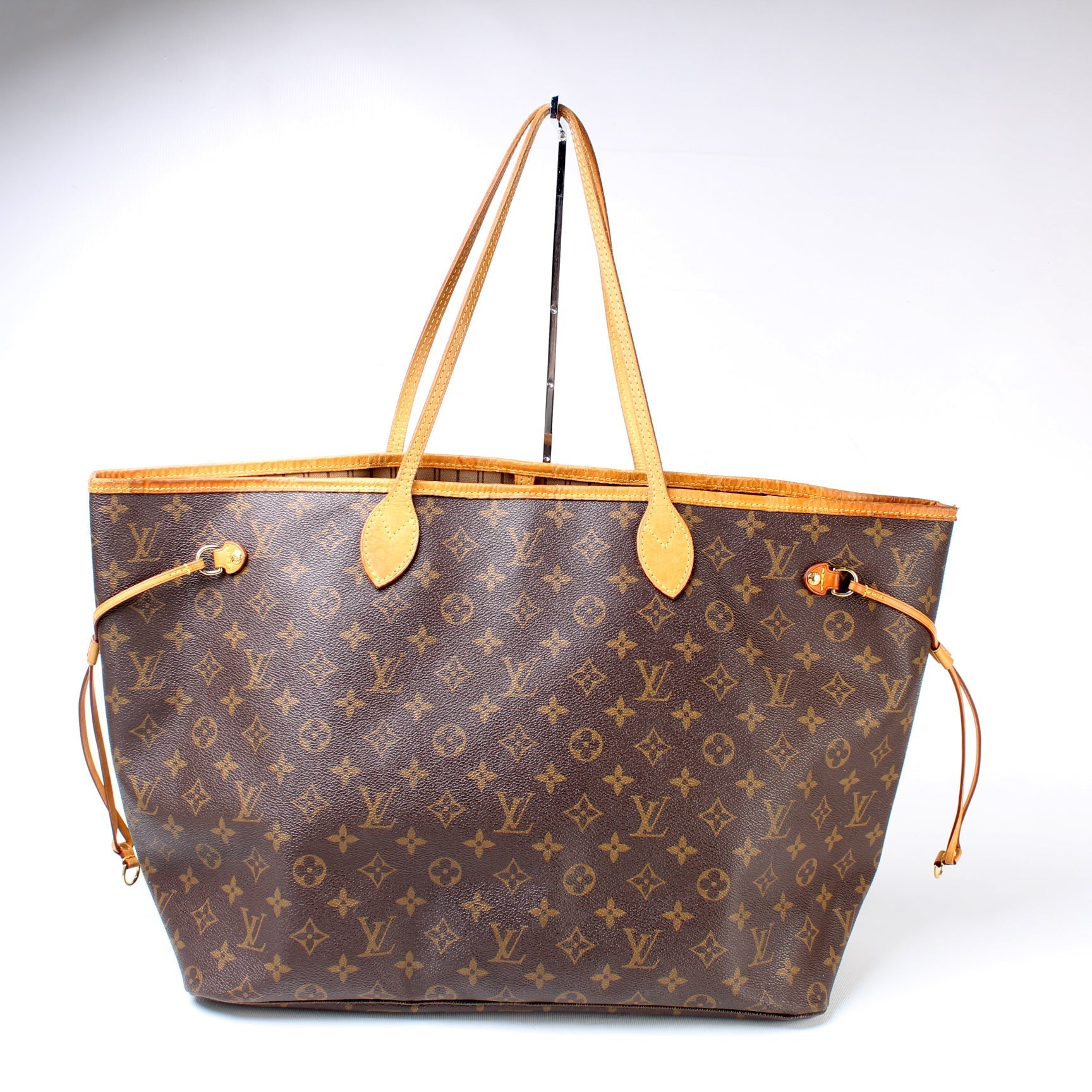 Louis Vuitton Neverfull GM Monogram Tote Bag Monogram 53