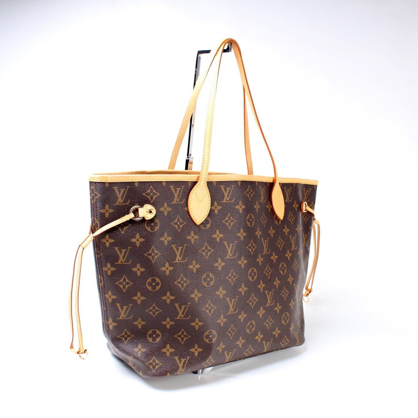 Louis Vuitton Neverfull MM Monogram Tote Bag Monogram 242