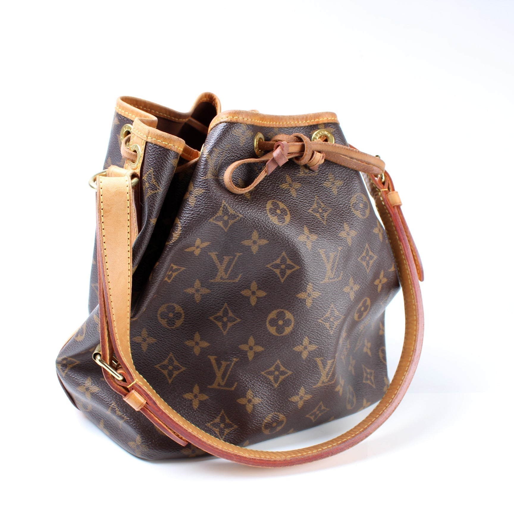 Louis Vuitton Noe Petit Monogram Handbag Monogram 2
