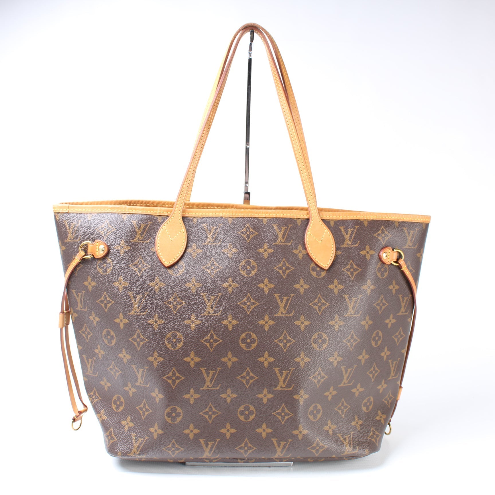 Louis Vuitton Neverfull MM Monogram Tote Bag Monogram 33