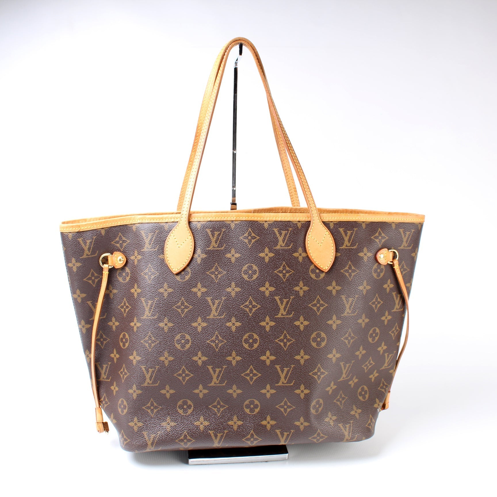 Louis Vuitton Neverfull MM Monogram Tote Bag Monogram 36