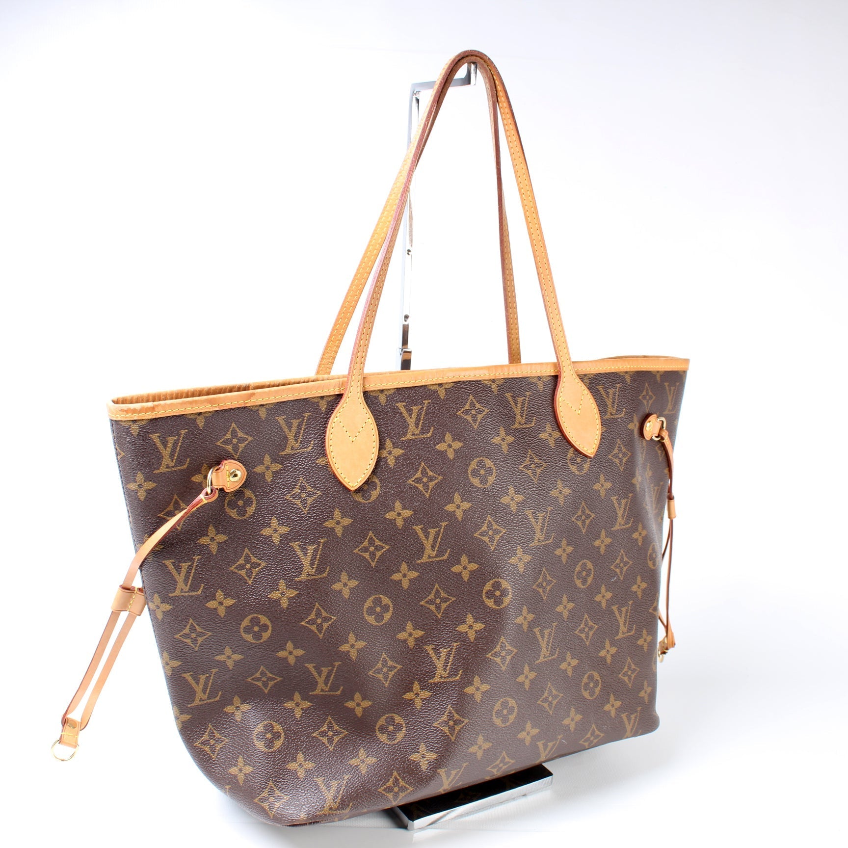 Louis Vuitton Neverfull MM Monogram Tote Bag Monogram 67