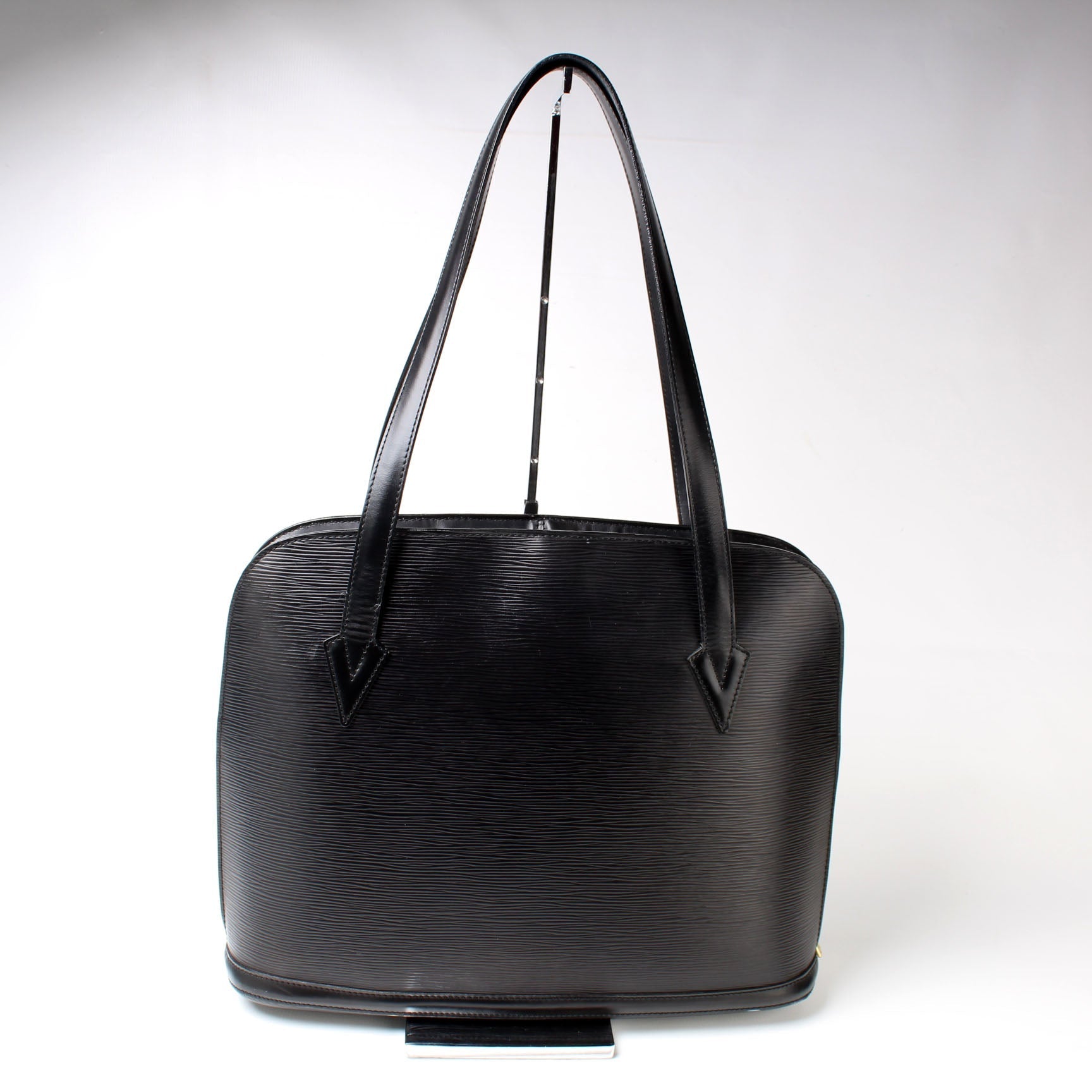 Louis Vuitton Lussac Epi Handbag Epi 11