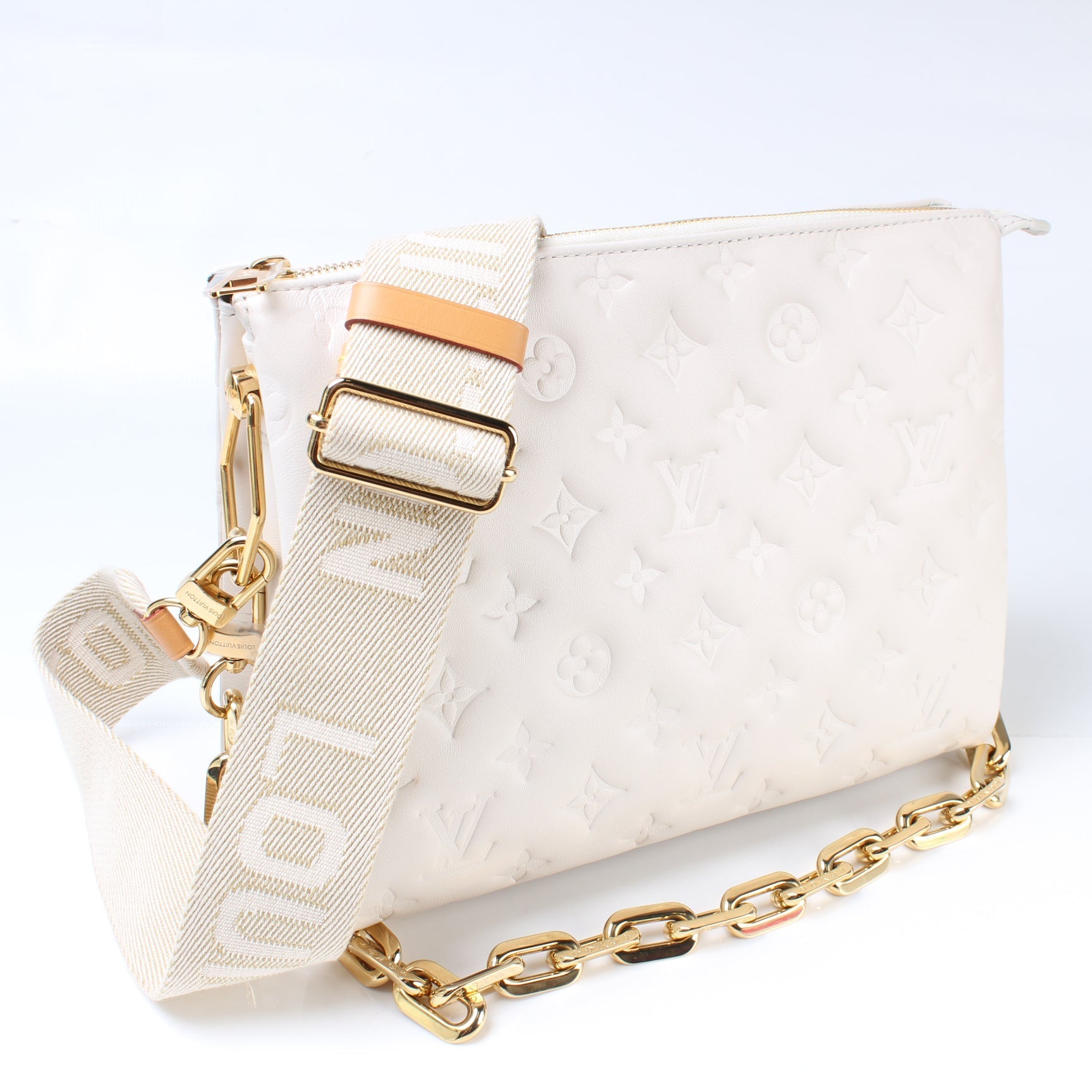 Louis Vuitton Coussin PM Lambskin Handbag Lambskin 8