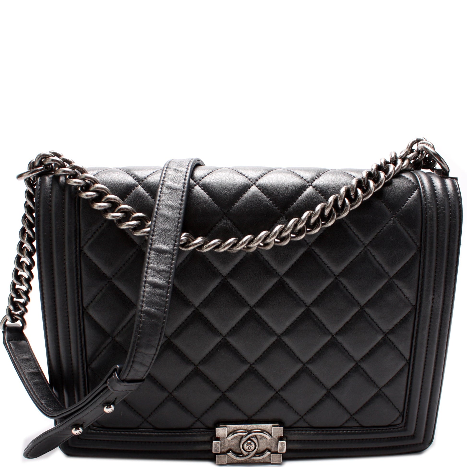 Chanel Boy Flap Lambskin 19M Handbag