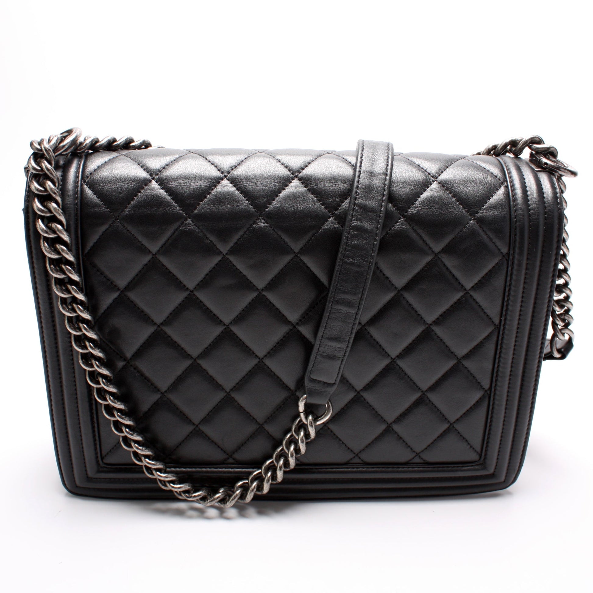 Chanel Boy Flap Lambskin 19M Handbag