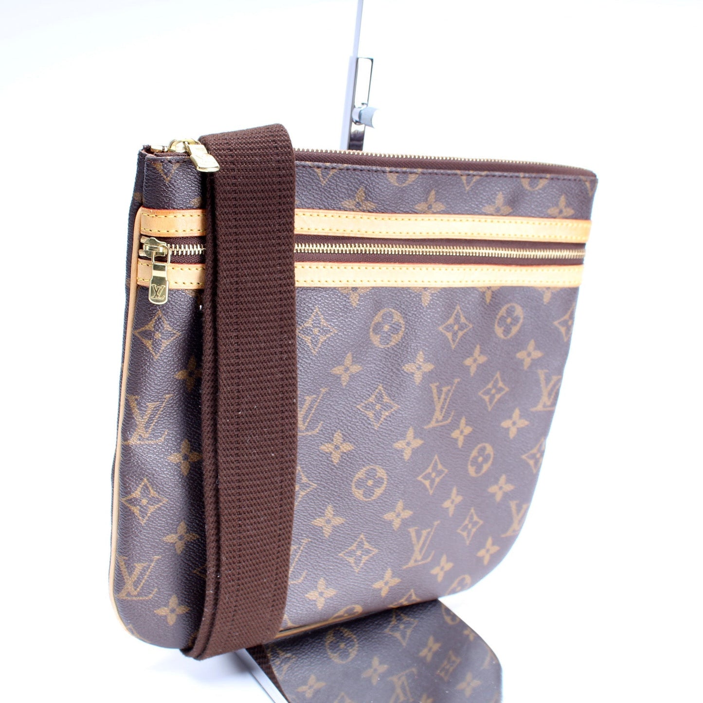 Louis Vuitton Pochette Bosphore Monogram Clutch Bag Monogram 27