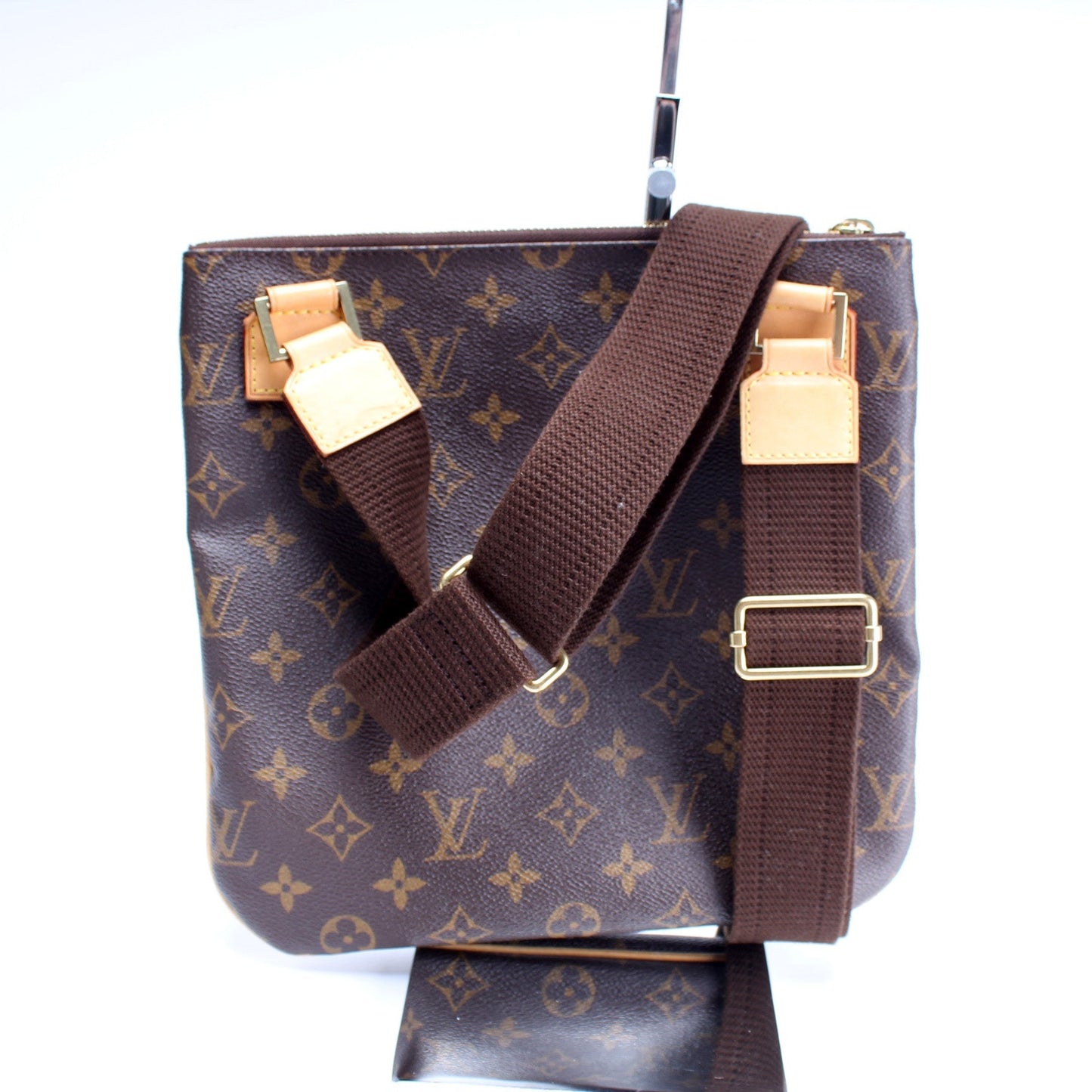 Louis Vuitton Pochette Bosphore Monogram Clutch Bag Monogram 27