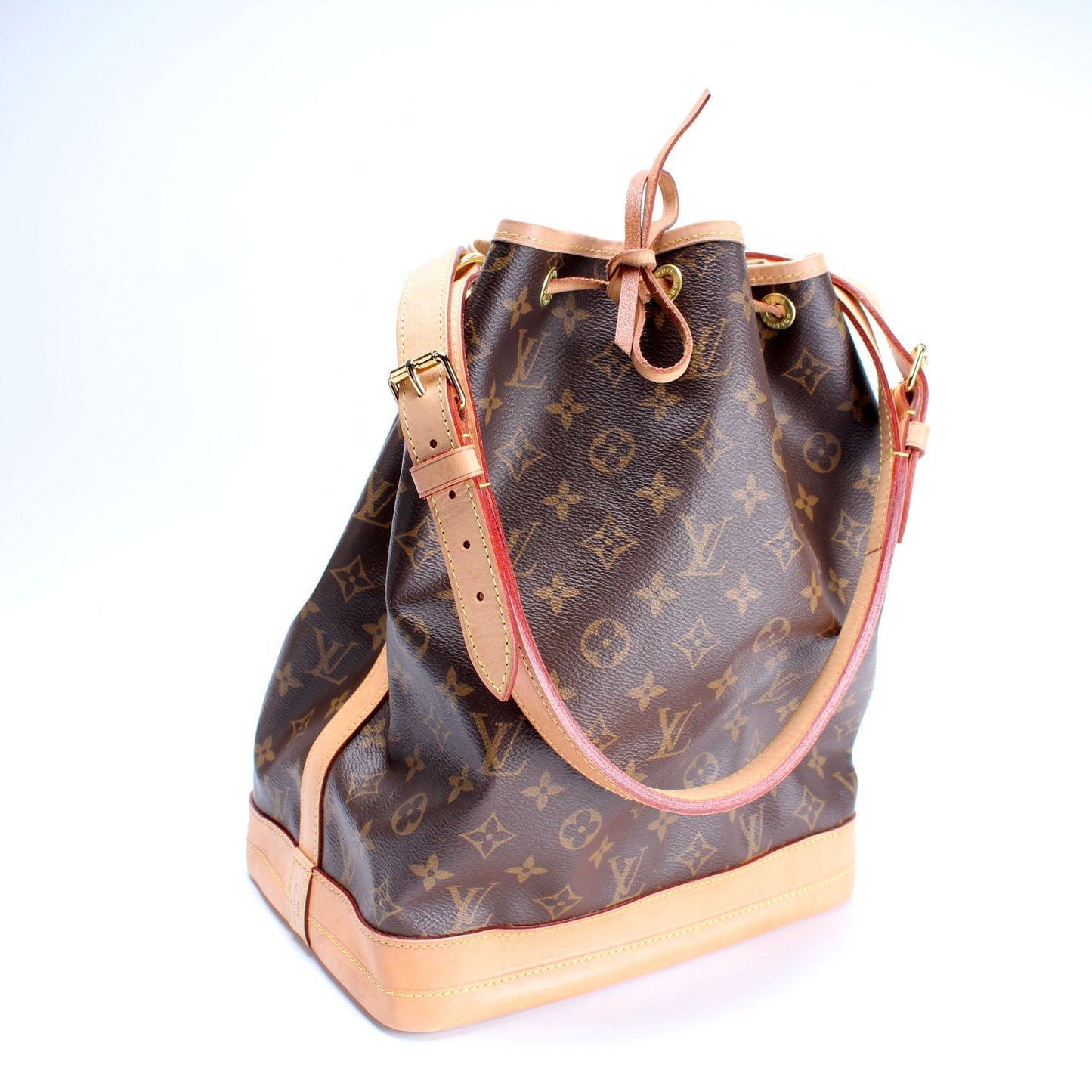 Louis Vuitton Noe Newer Monogram Handbag