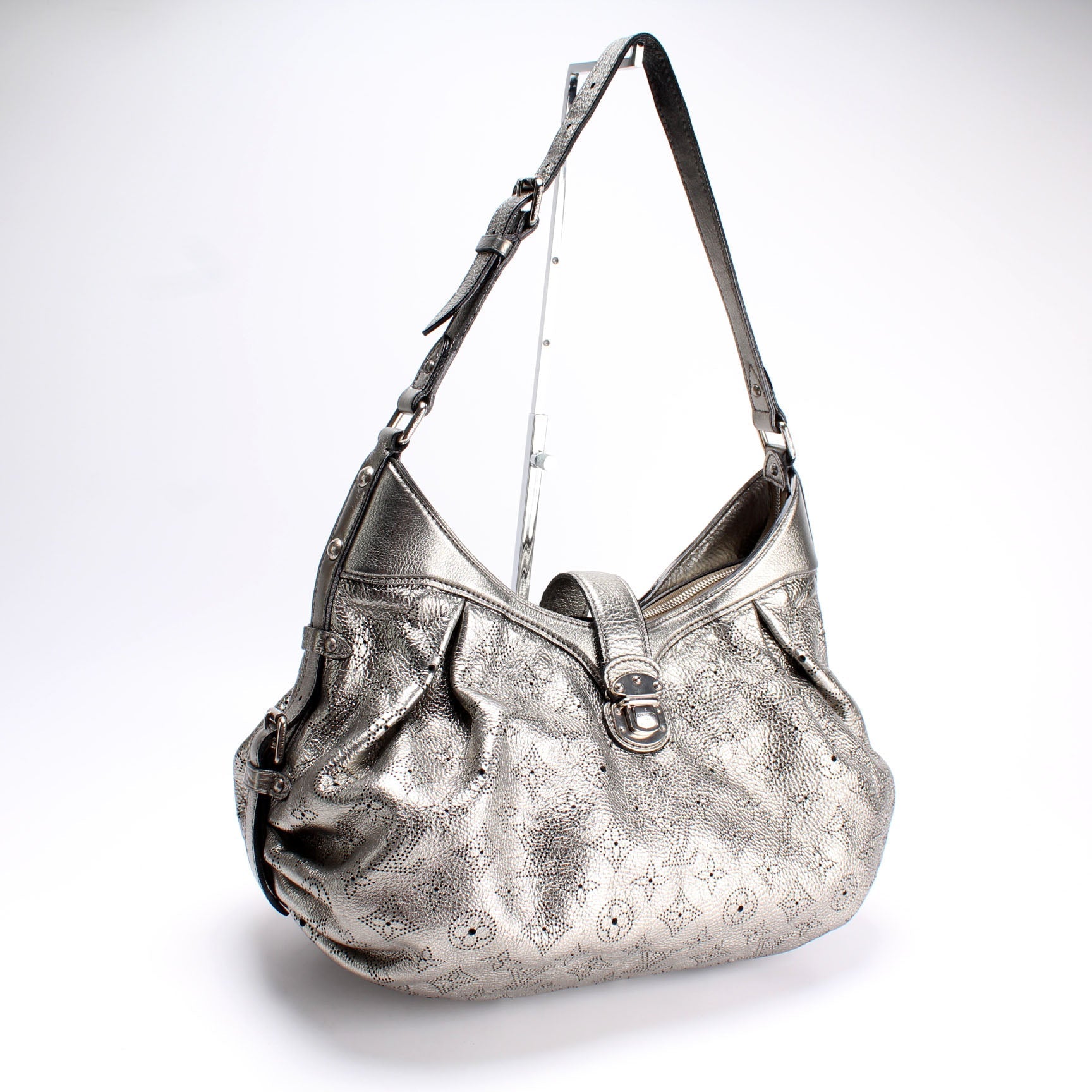 Louis Vuitton Mahina XS Handbag