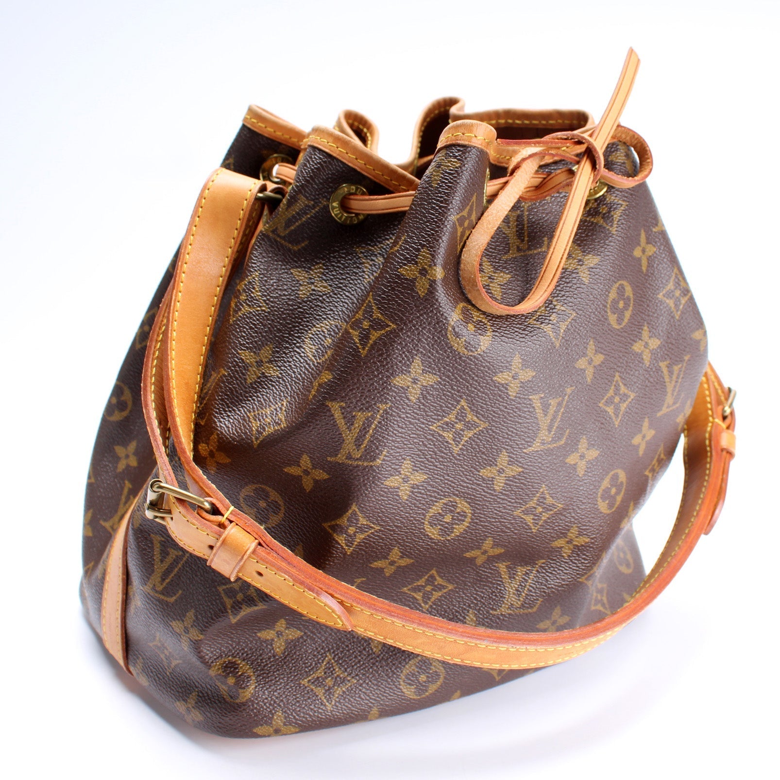 Louis Vuitton Noe Petit Monogram Handbag Monogram 1