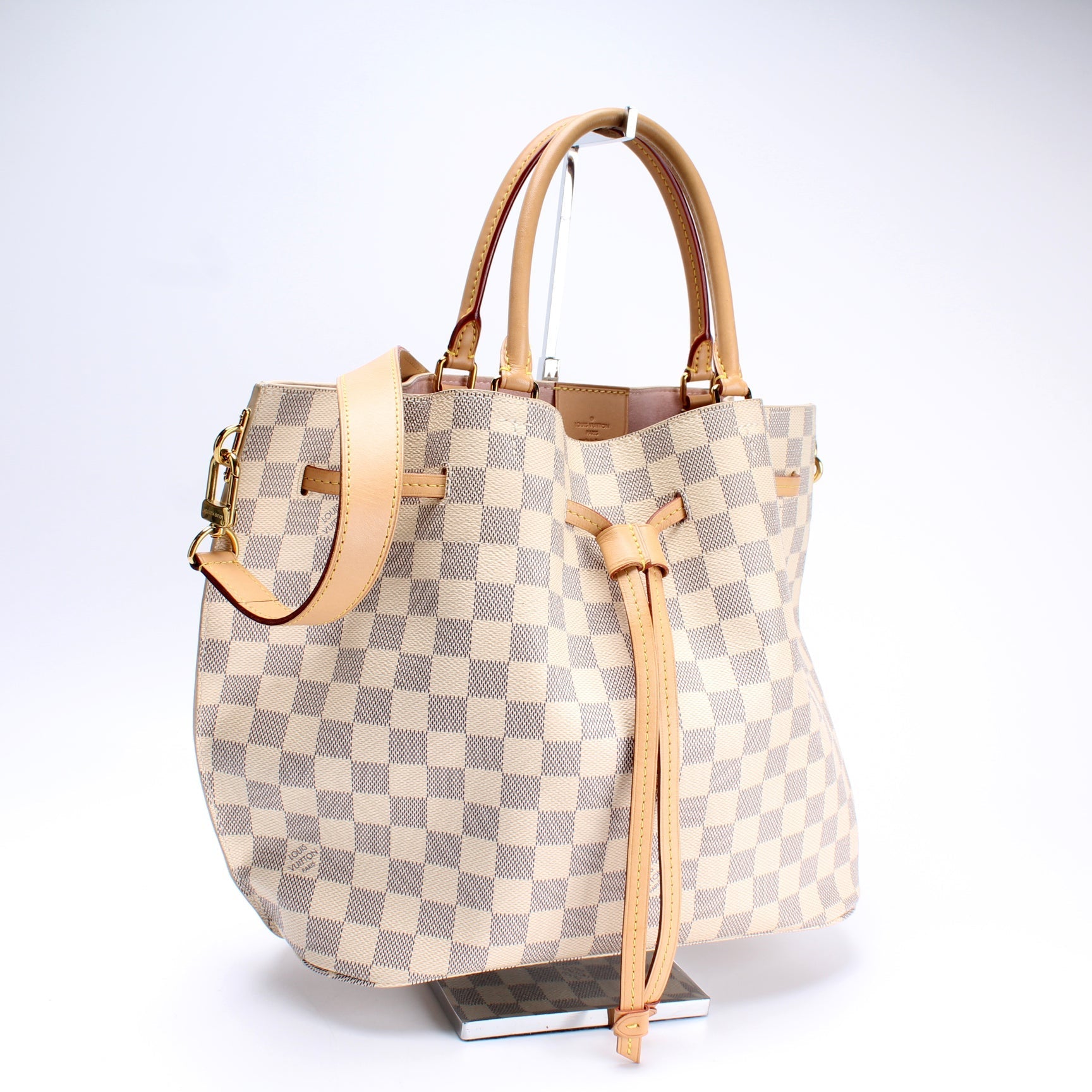 Louis Vuitton Girolata Azur Damier Handbag Azur 1