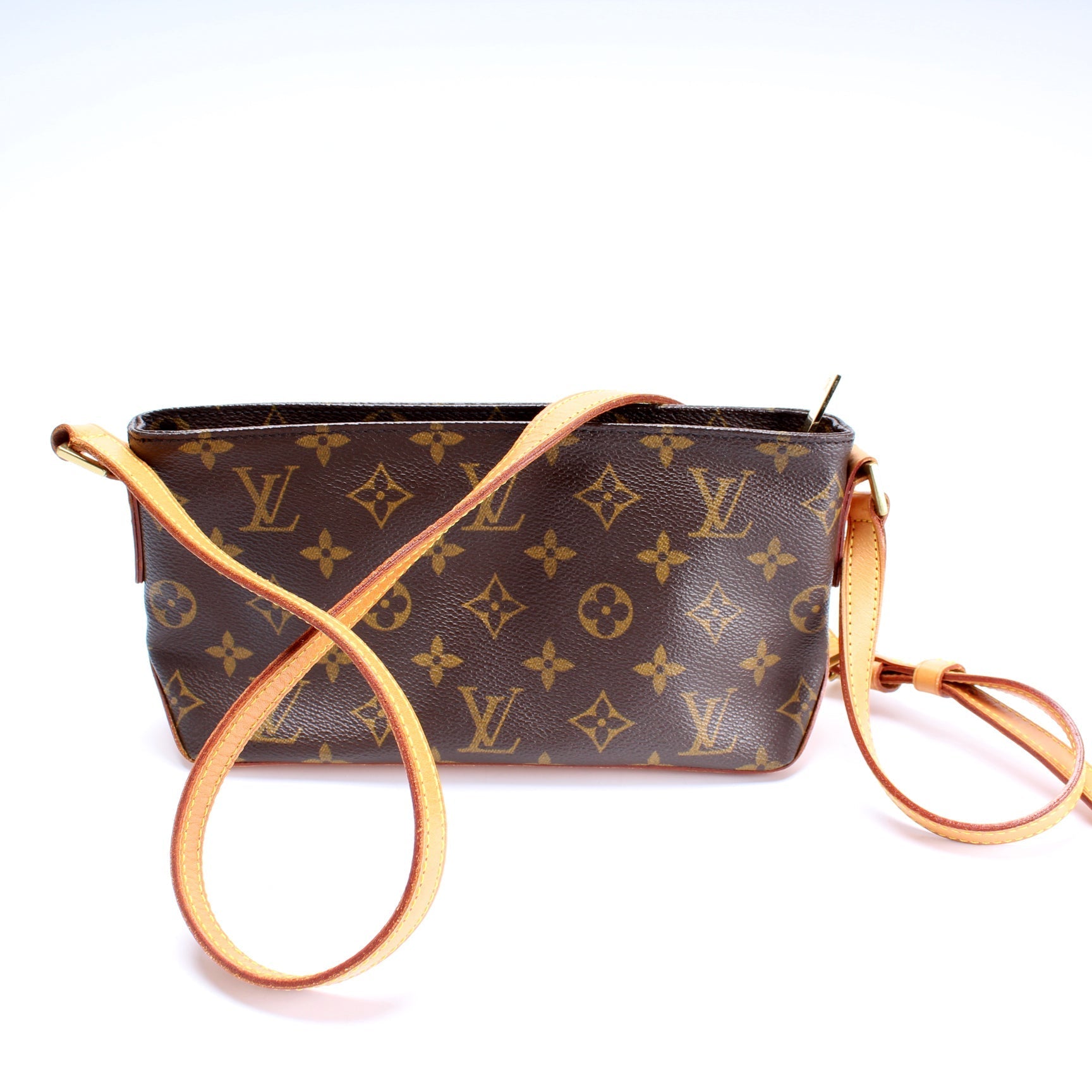 Louis Vuitton Trotteur Monogram Handbag Monogram 1