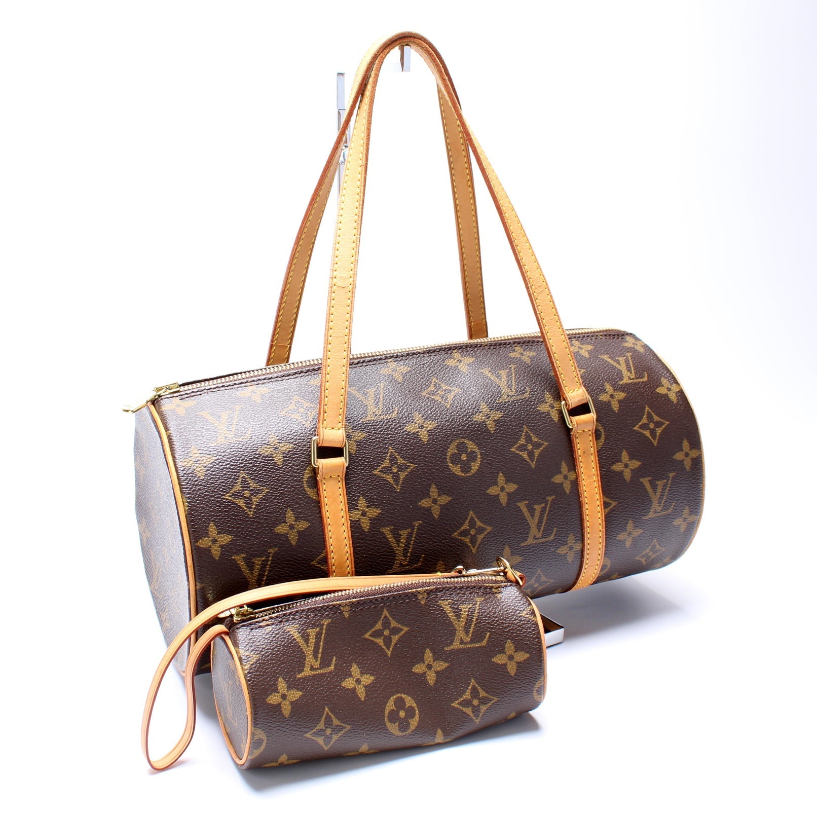 Louis Vuitton Papillon 30 10.5 w Monogram Handbag