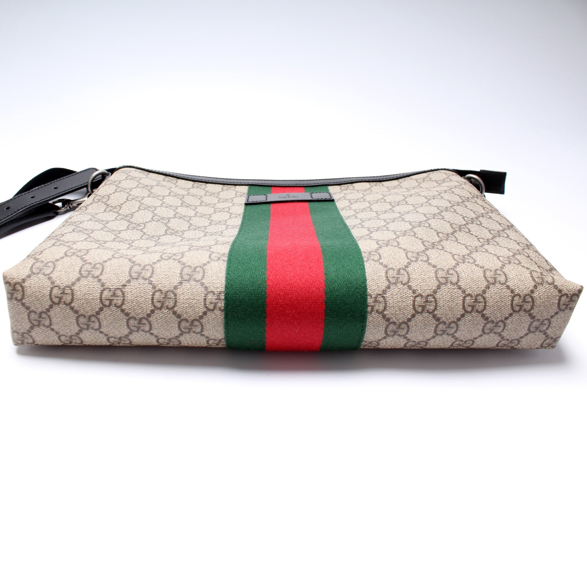 Gucci Supreme Messenger Bag Travel Bag Messenger 1