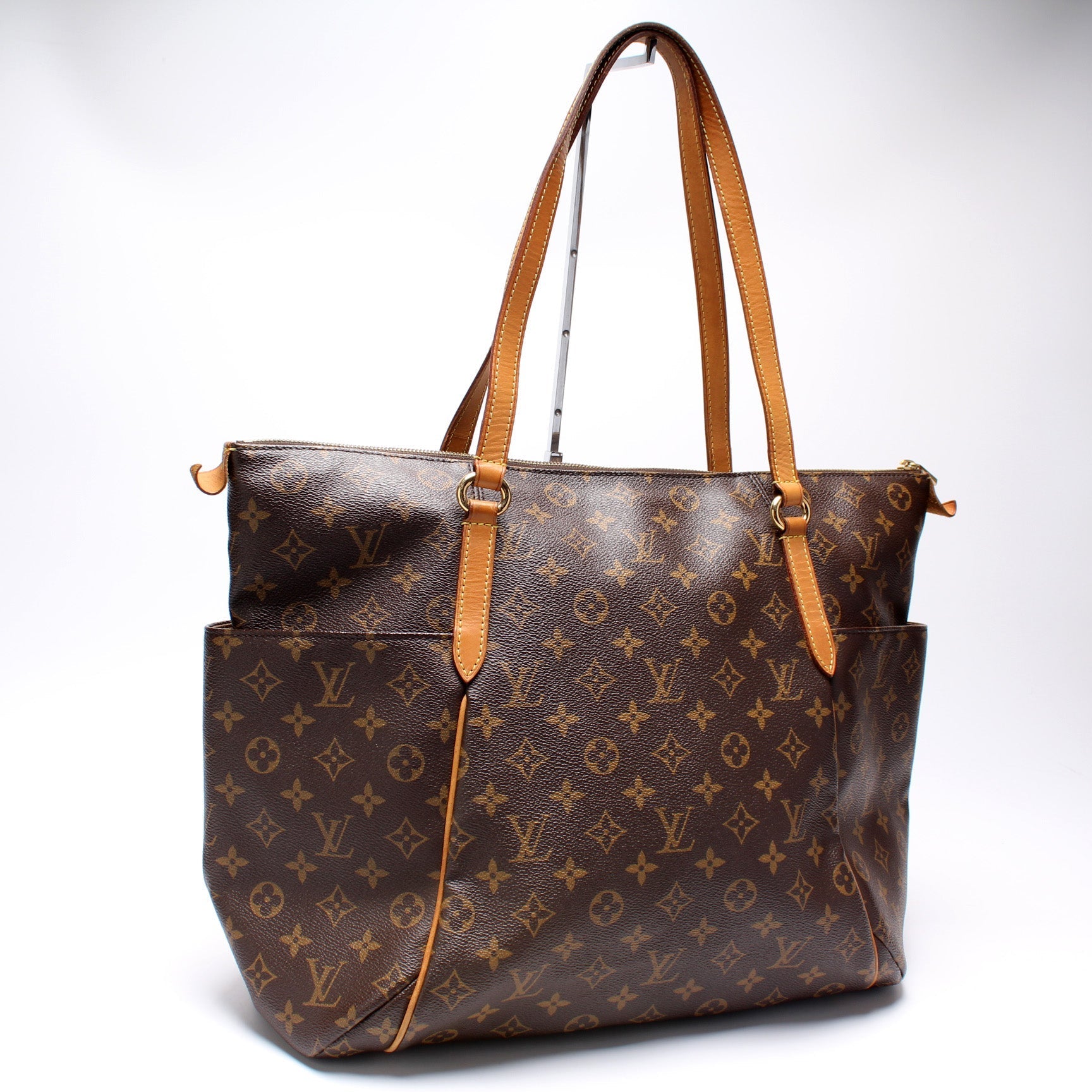 Louis Vuitton Totally Monogram GM Handbag Monogram 2