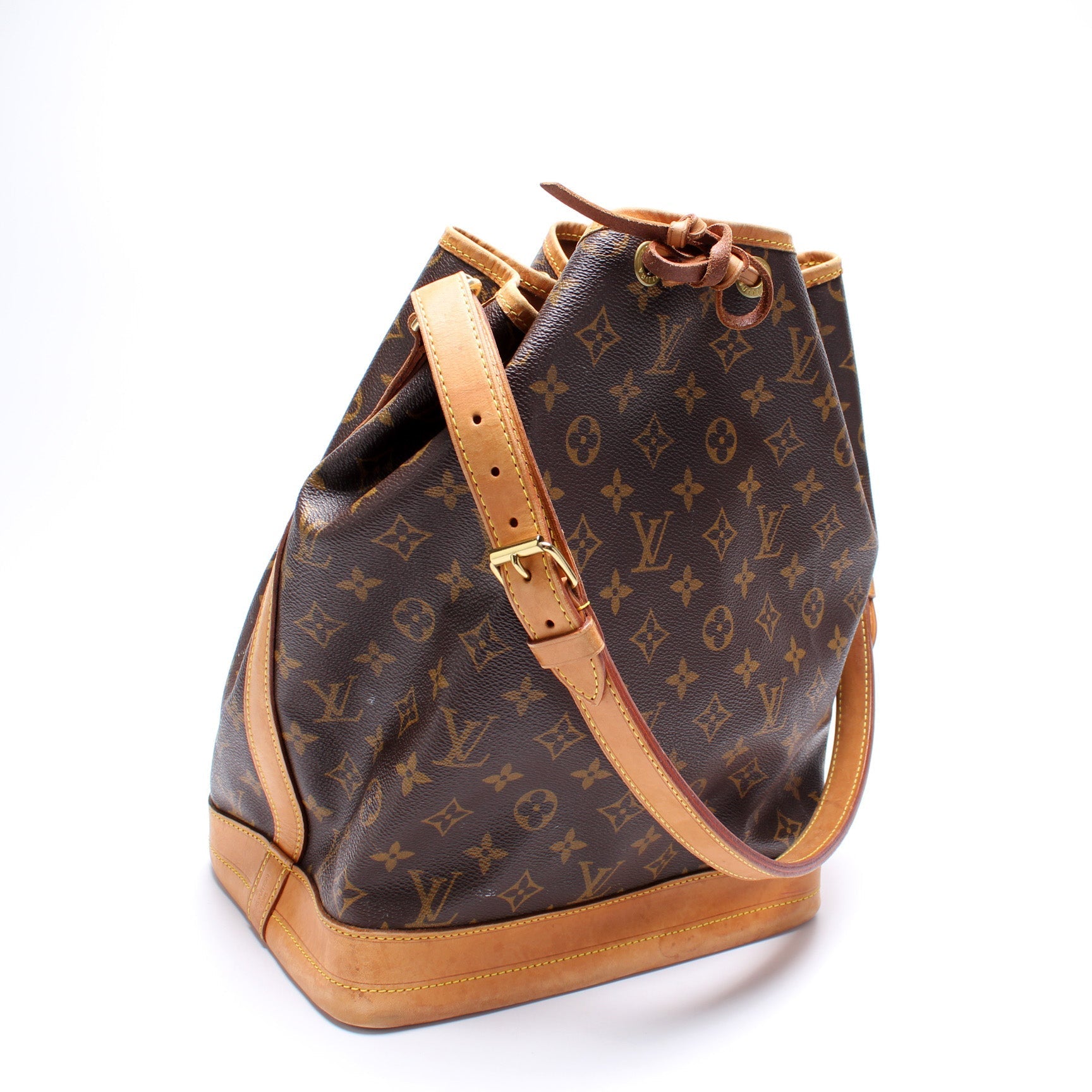 Louis Vuitton Noe Monogram Handbag 1 2