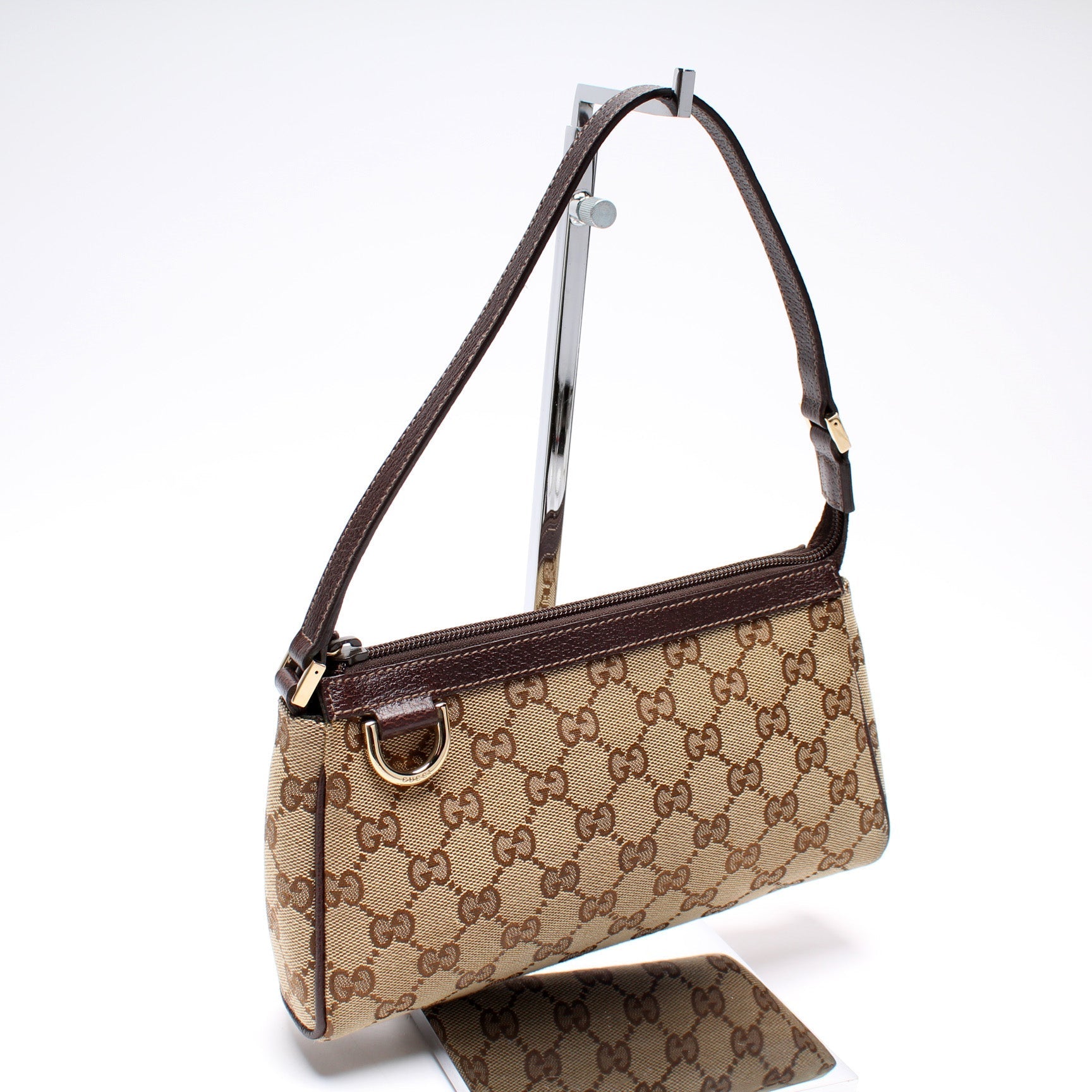 Gucci GG D Ring Cosmetic Canvas Jewelry Cosmetic Case