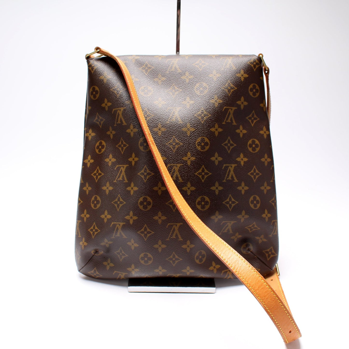 Louis Vuitton M tte Messenger Monogram Crossbody Bag Monogram 1