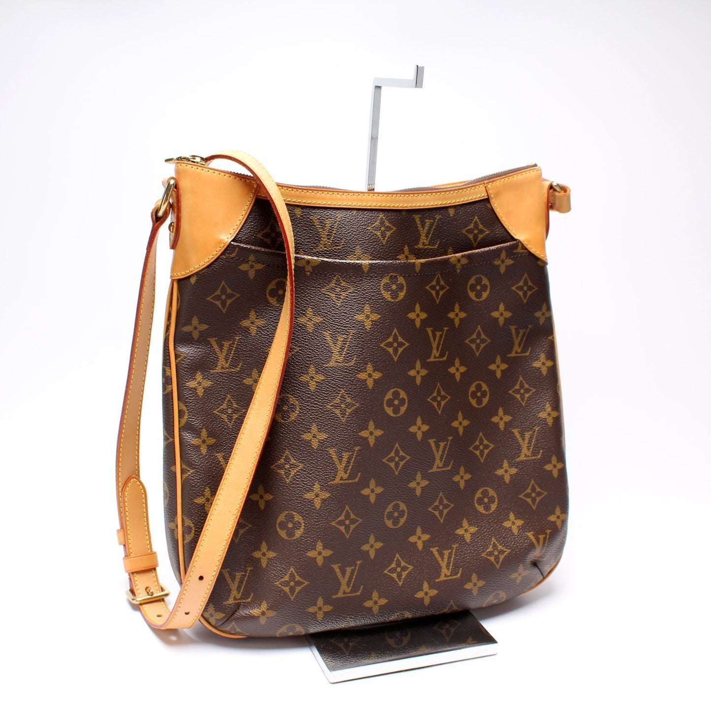 Louis Vuitton Odeon MM Monogram Handbag Monogram 3