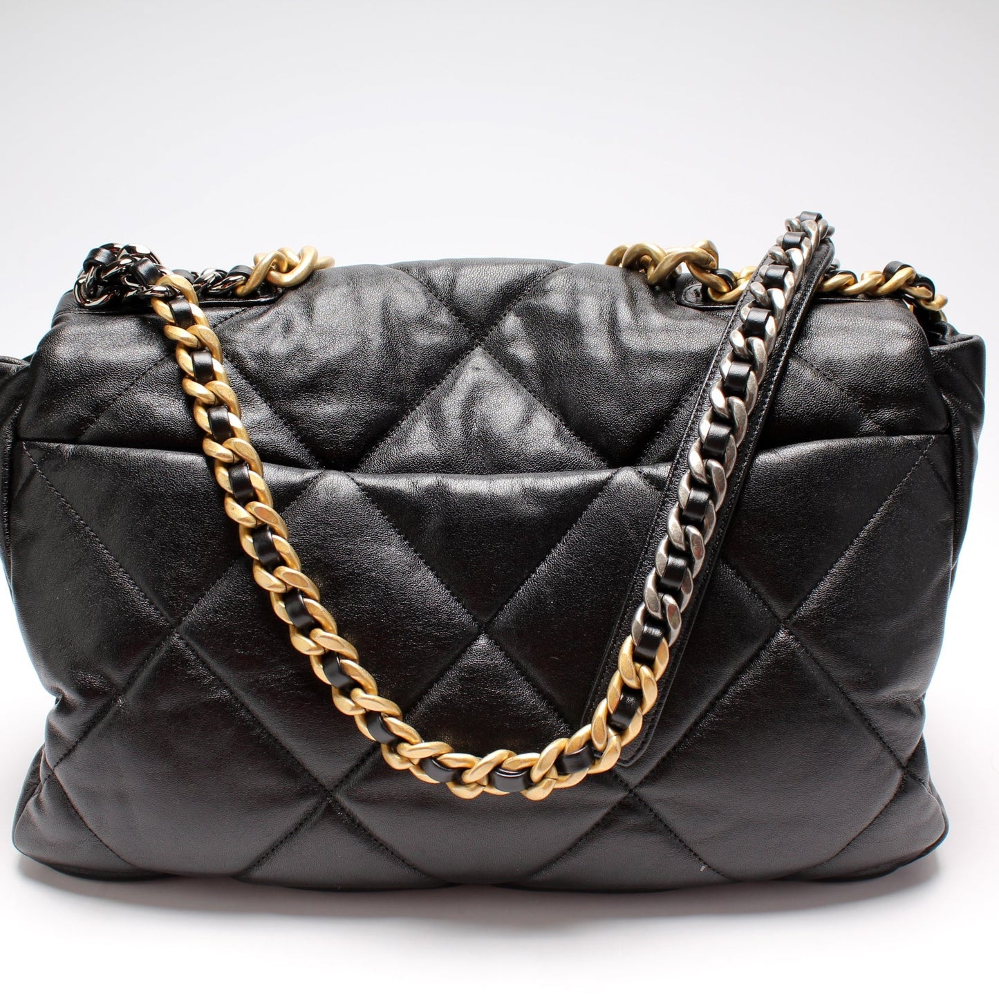 Chanel Quilted Goatskin 19 Maxi Flap 29M Handbag 29M 1