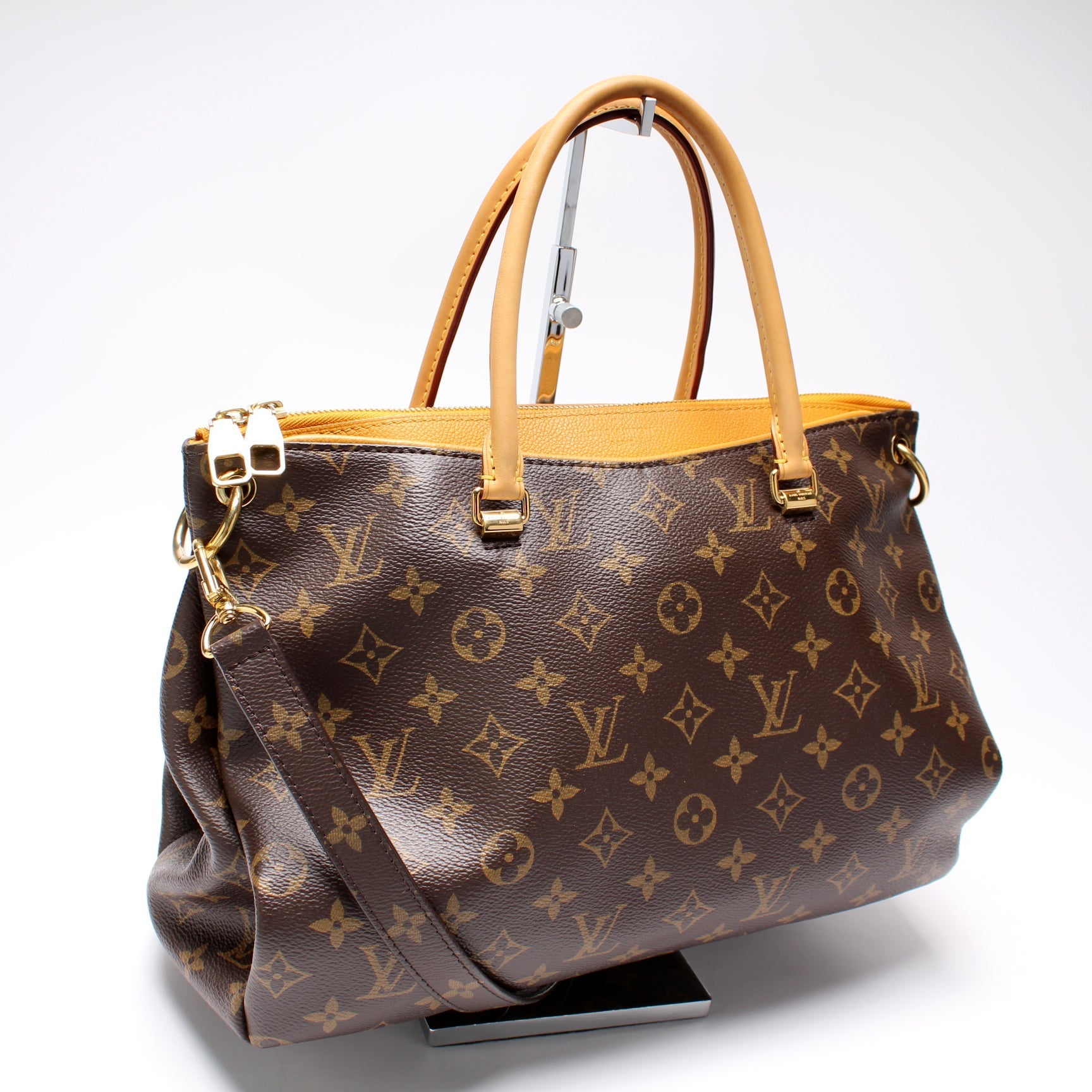 Louis Vuitton Pallas Side Monogram Canvas Tote Bag Side 3