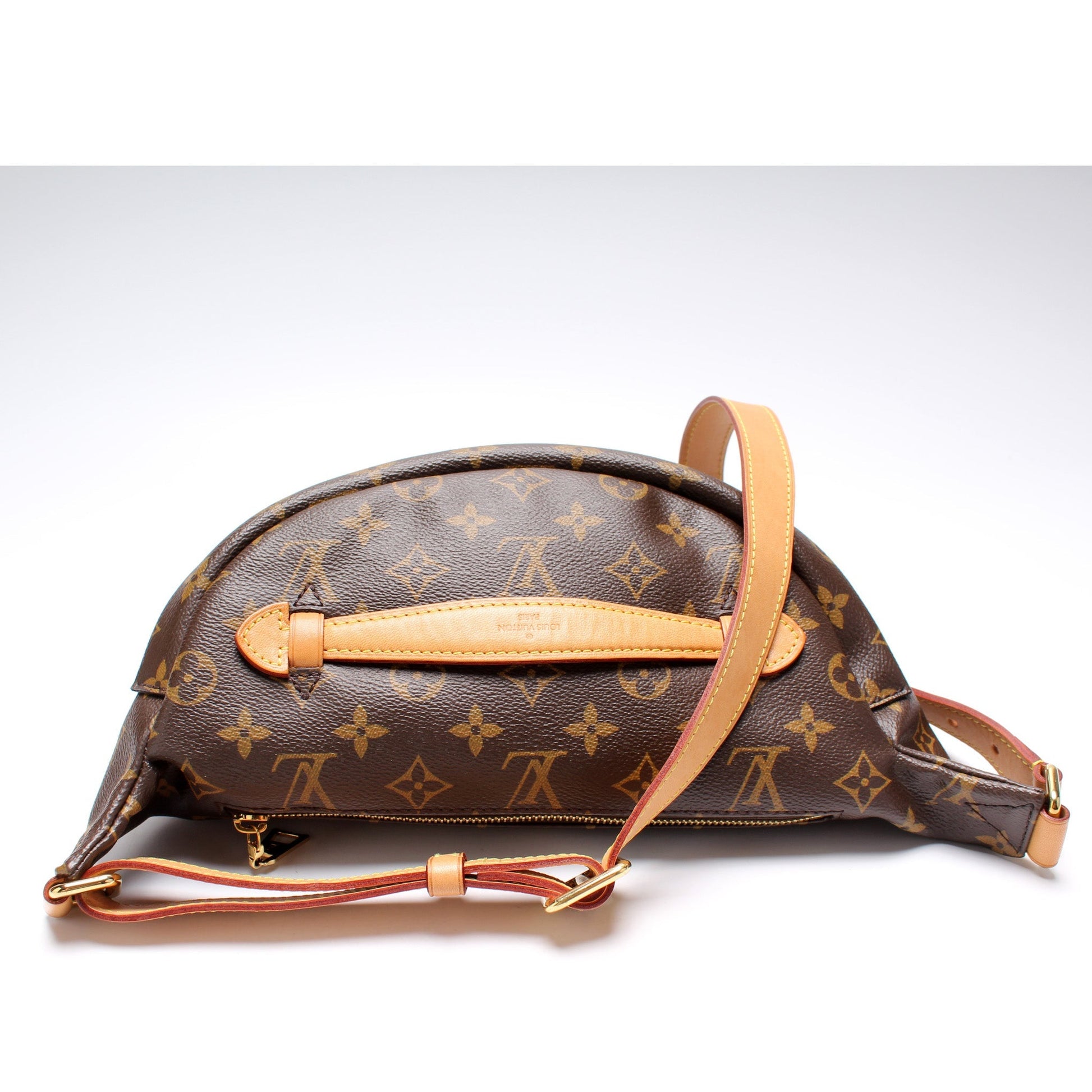 Louis Vuitton Bumbag Monogram Handbag Monogram 39