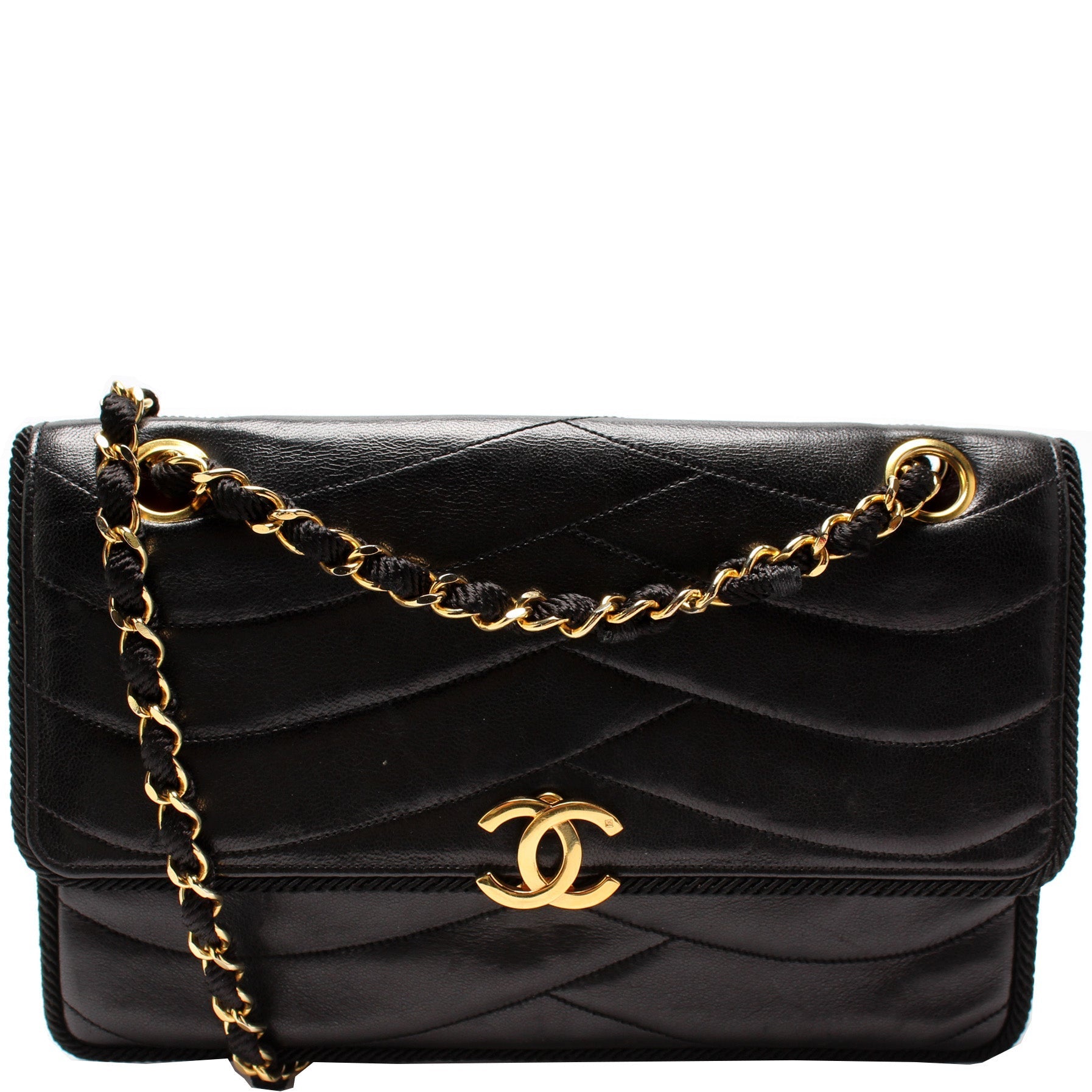 Chanel Scallop Quilted Flap Lambskin Handbag