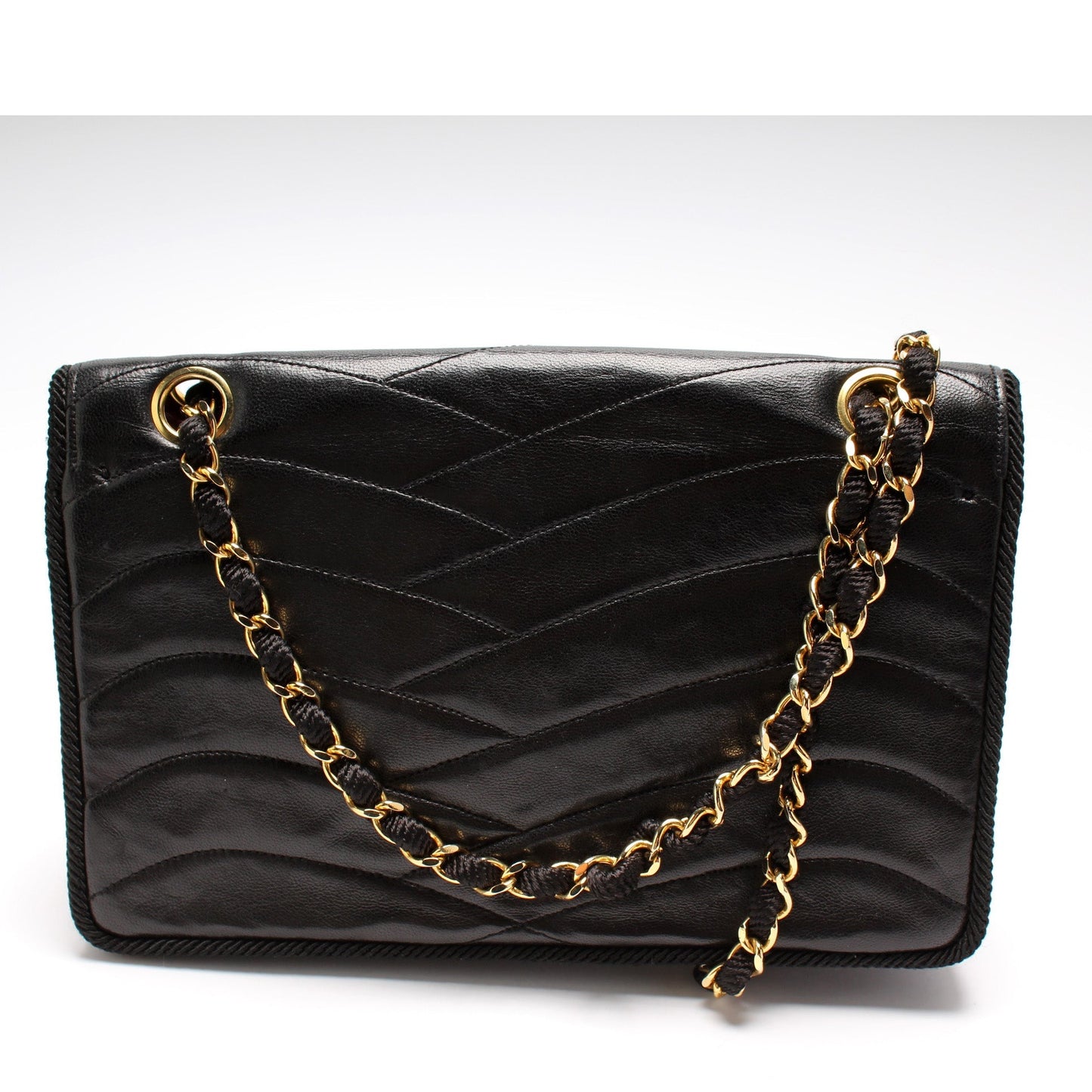 Chanel Scallop Quilted Flap Lambskin Handbag