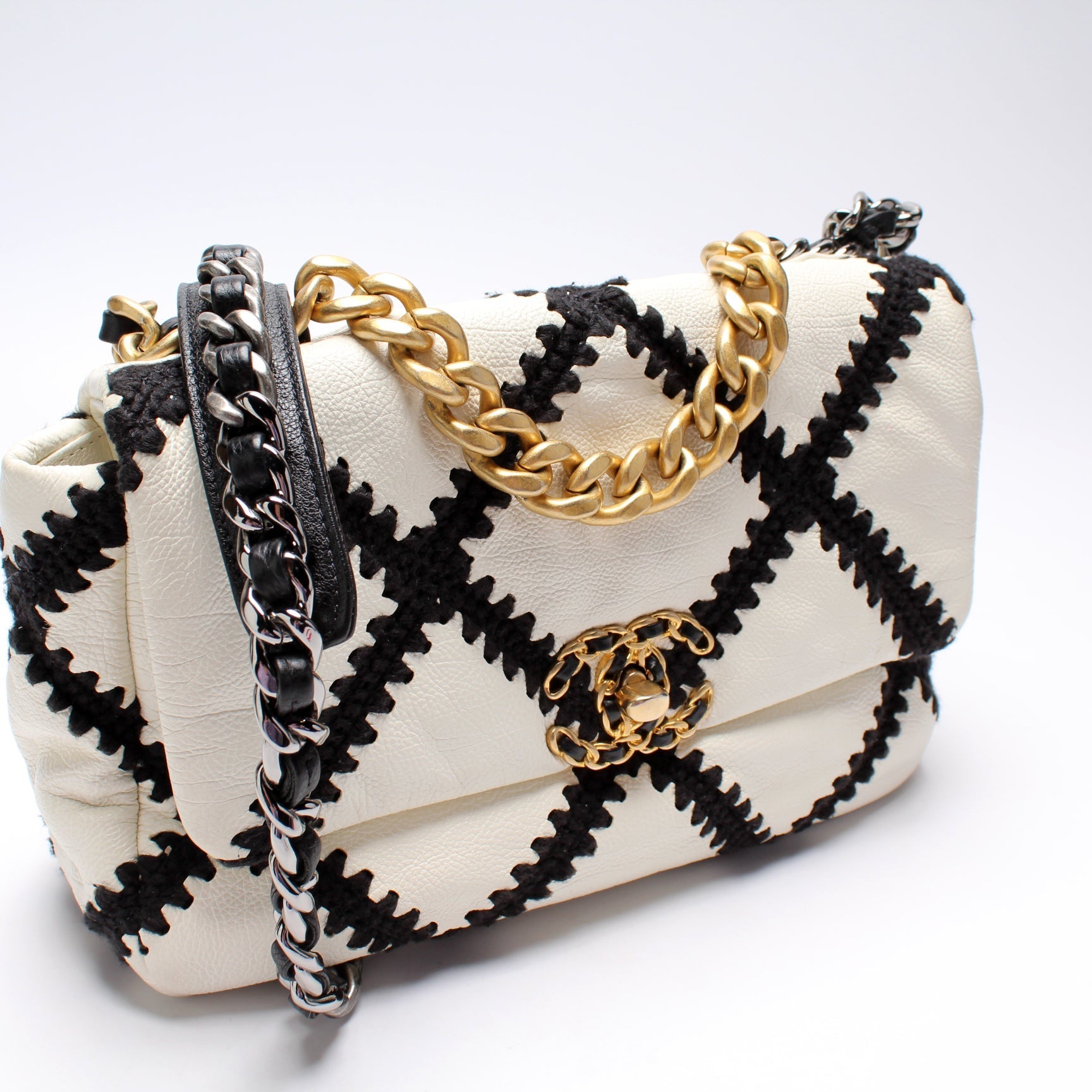 Chanel Quilted Goatskin 19 Flap 30M Small Handbag