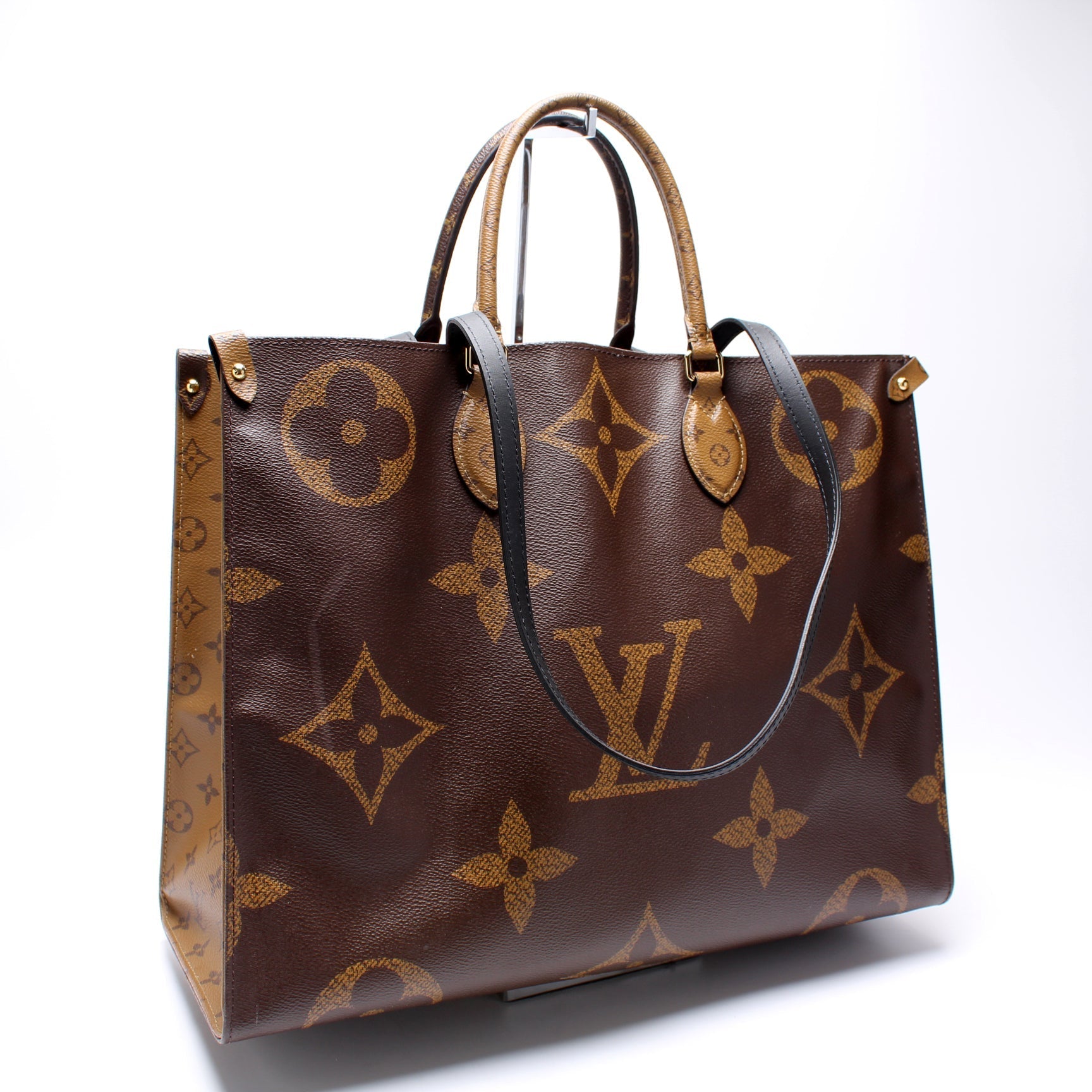 Louis Vuitton ONTHEGO GM Reverse Monogram Handbag Monogram 3