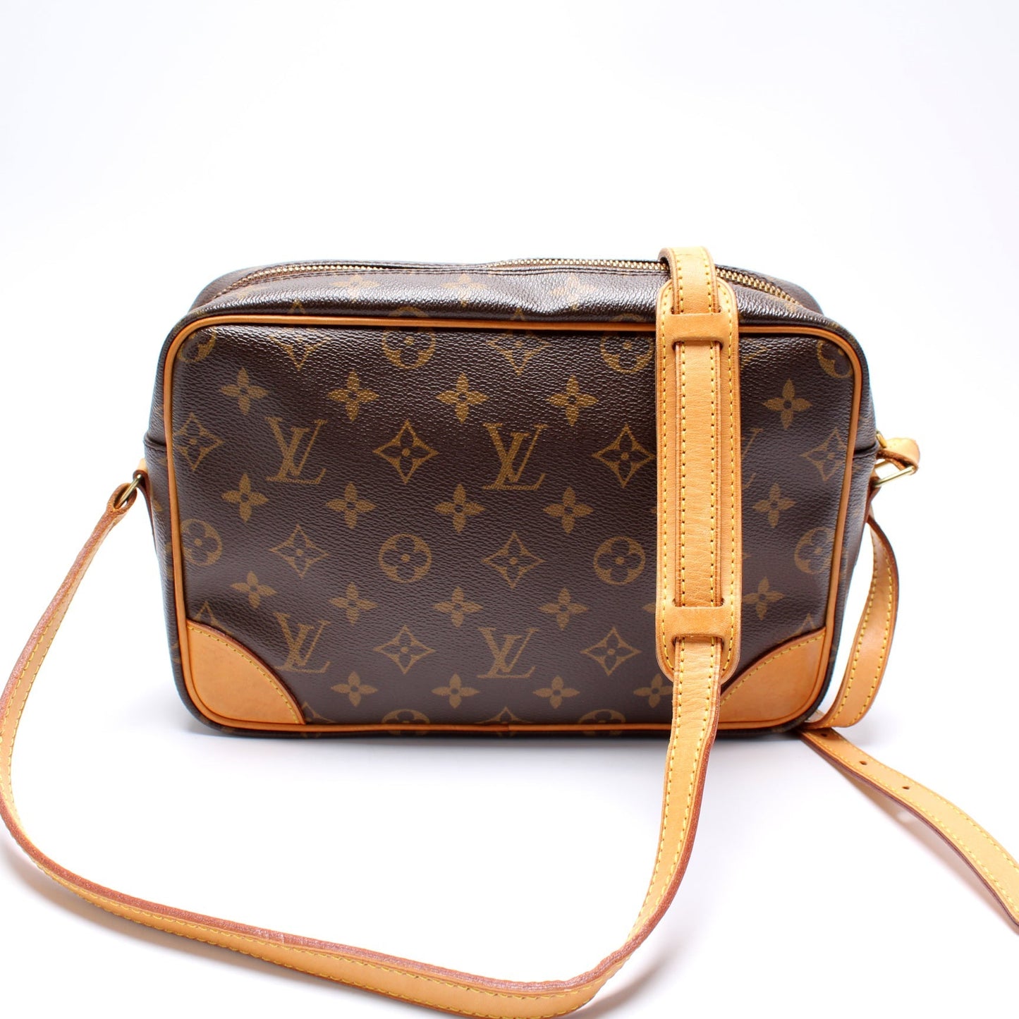 Louis Vuitton Trocadero 27 Monogram Handbag Monogram 20