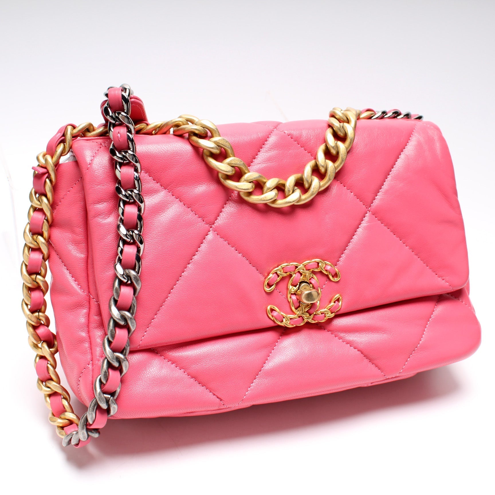 Chanel Quilted Goatskin 19 Flap 29M Handbag Flap 29M