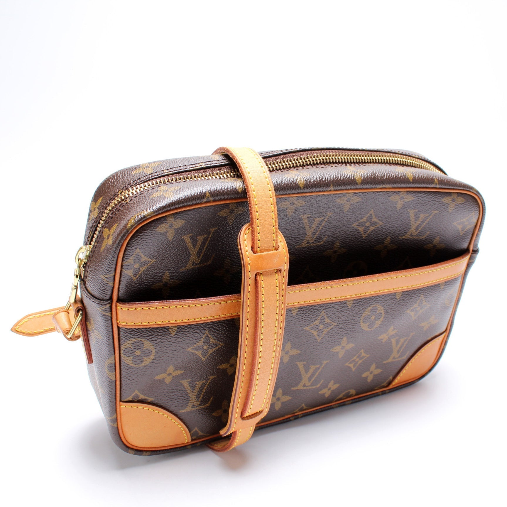 Louis Vuitton Trocadero 27 Monogram Handbag Monogram 21