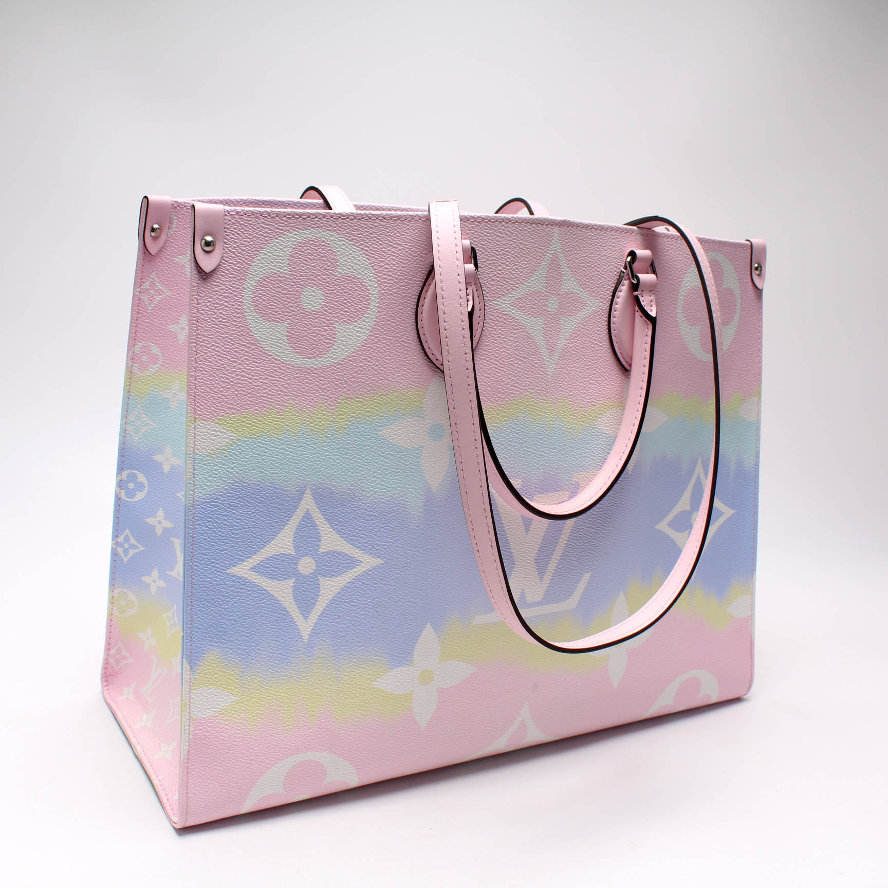 Louis Vuitton ONTHEGO GM Escale Handbag