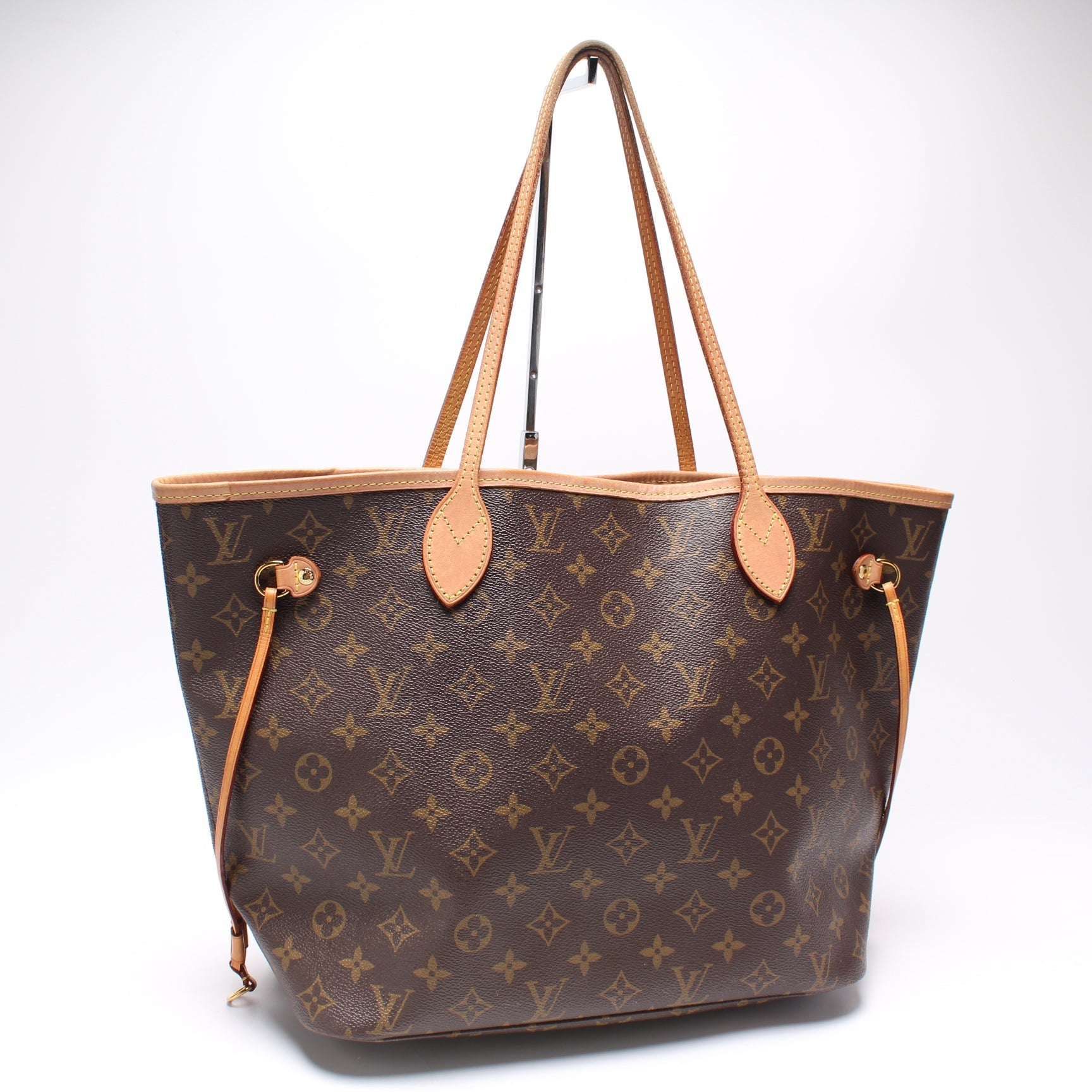 Louis Vuitton Neverfull MM Monogram Tote Bag Monogram 26