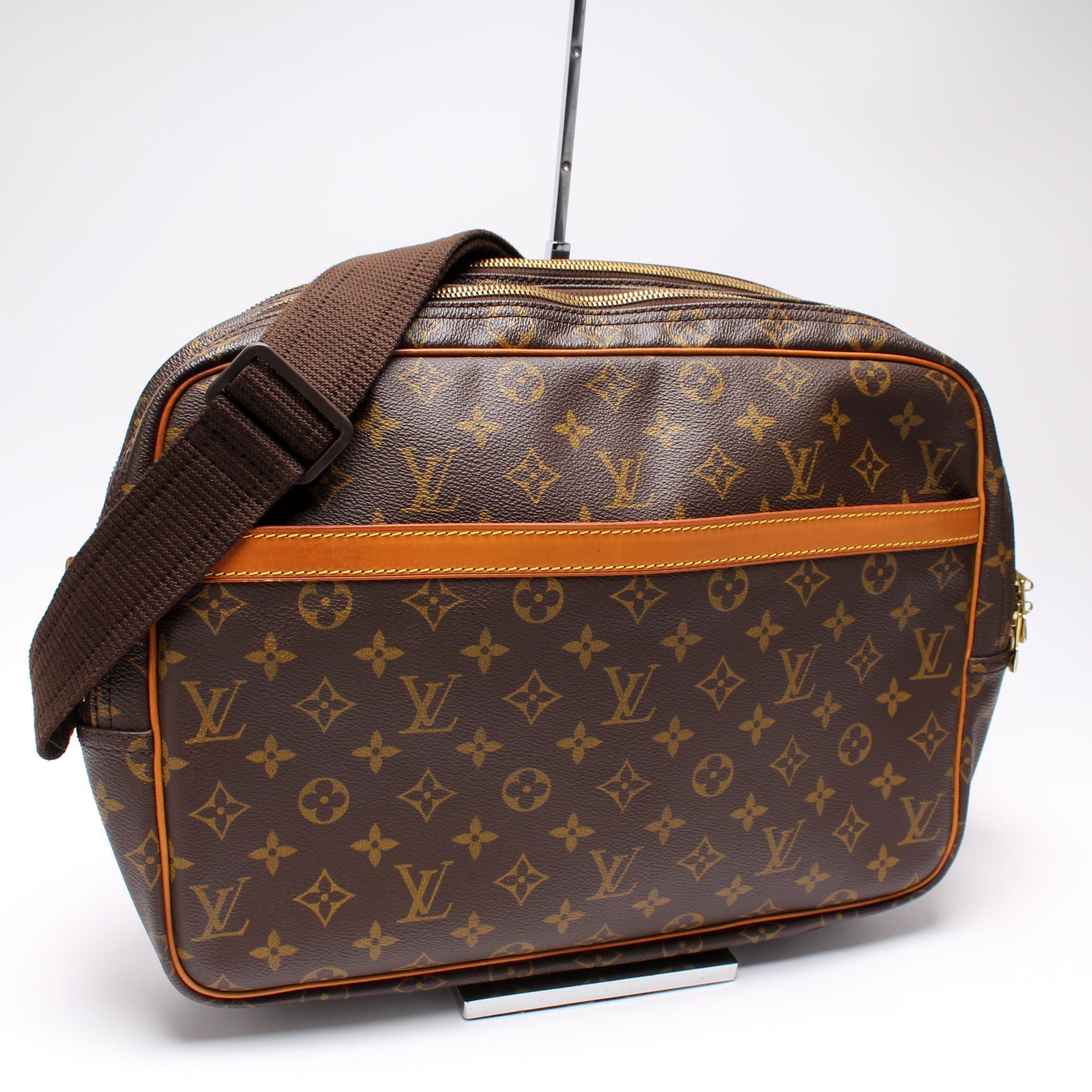 Louis Vuitton Reporter Monogram GM Handbag Monogram 2