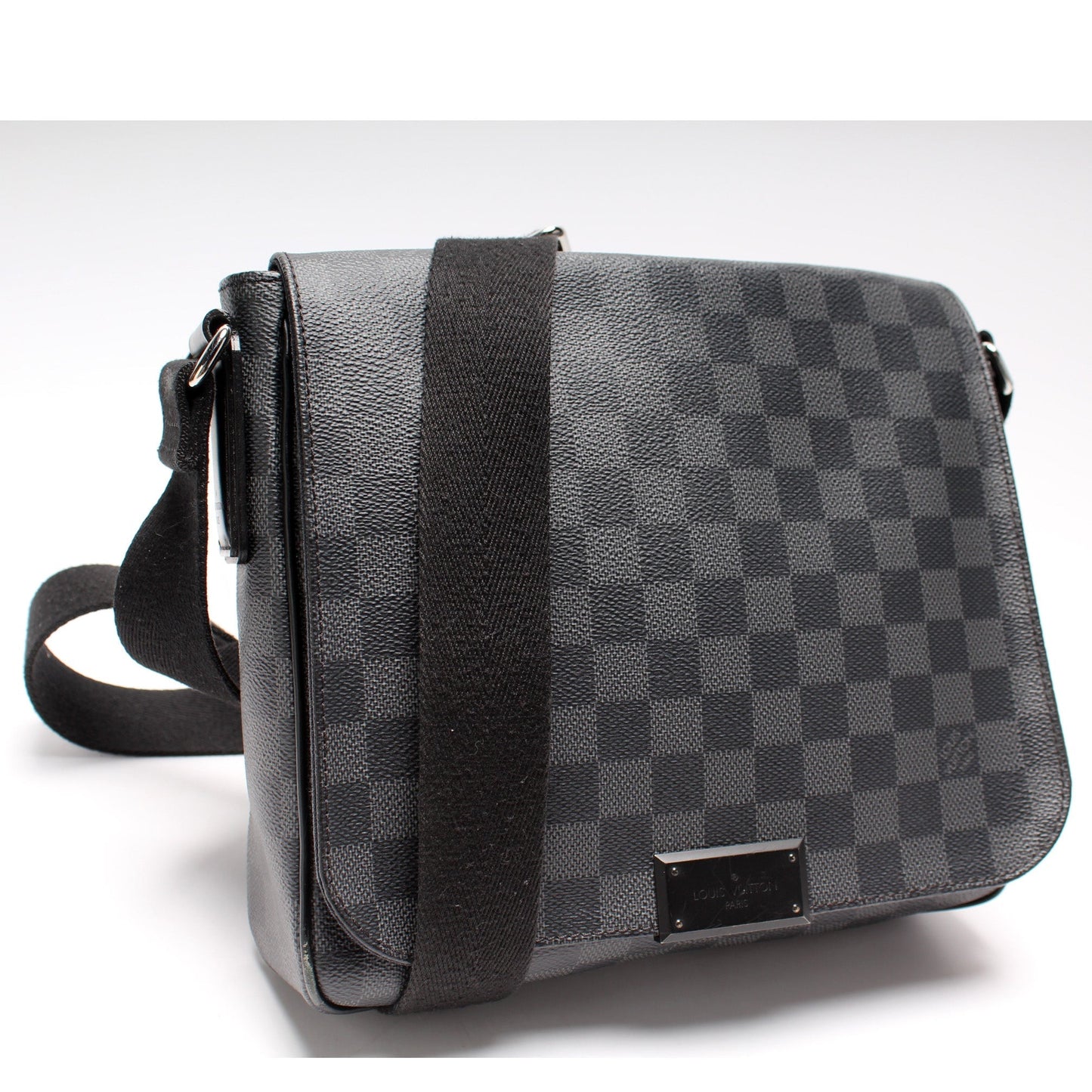 Louis Vuitton District PM Graphite Damier Handbag Graphite 2