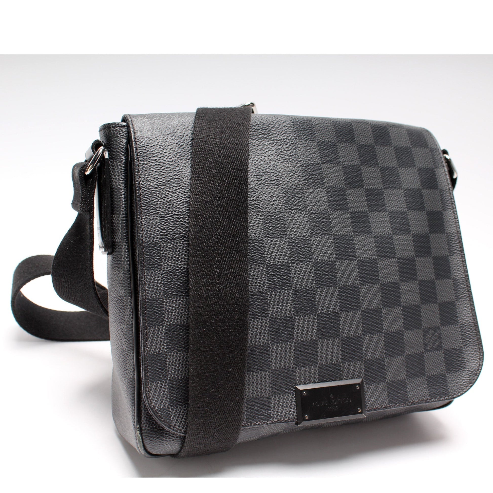Louis Vuitton District PM Graphite Damier Handbag Graphite 2